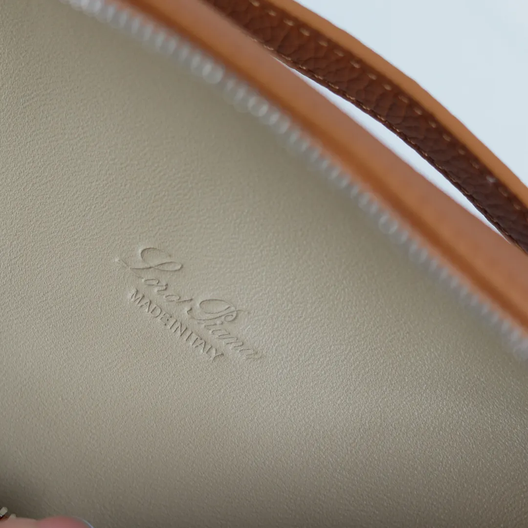 牛皮 LORO PIANA 手拿包 精致手拿款