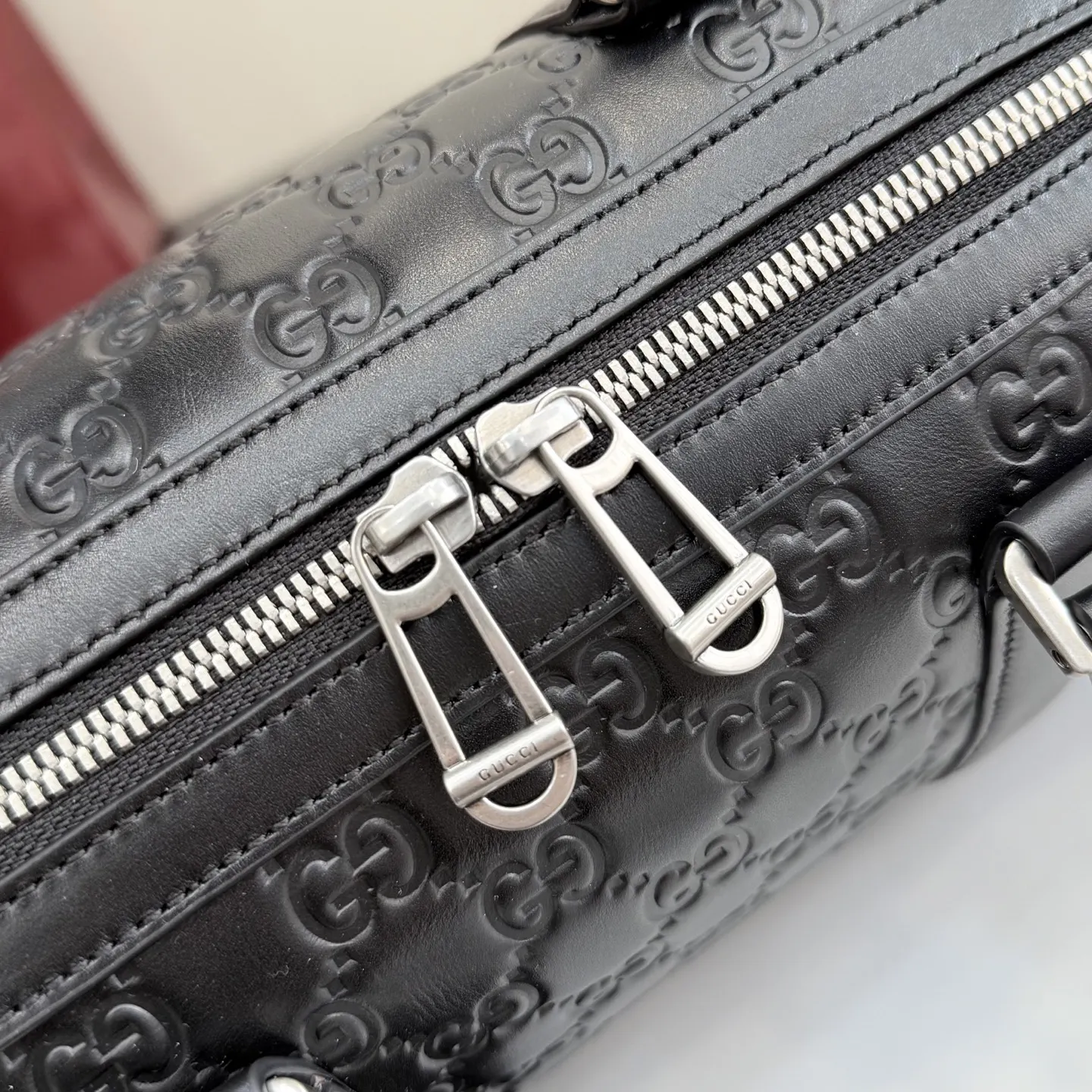 Gucci GG Emblem 黑色 皮革 旅行袋 大容量旅行款