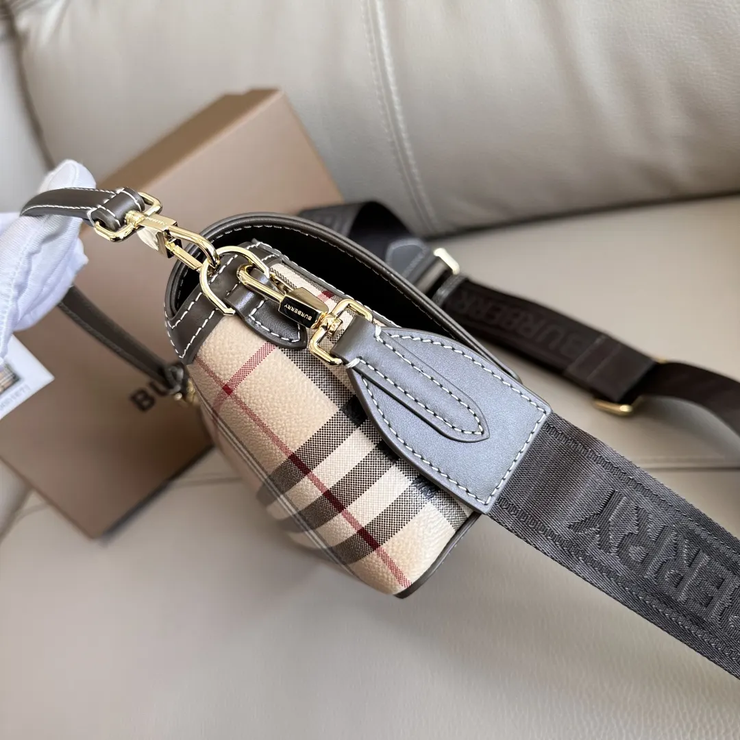 Clutch Bag Vintage Leather
