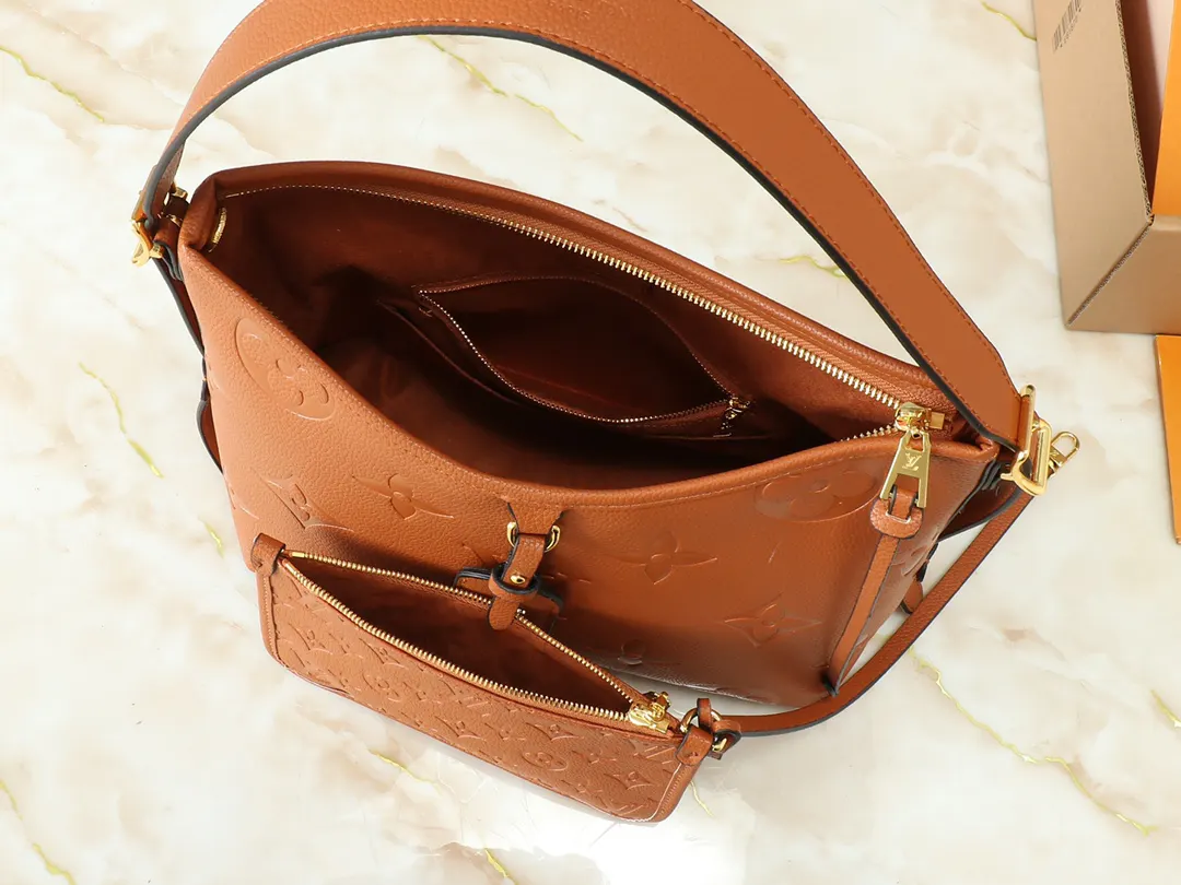 CarryAll Mo手拿包 精致手拿款
