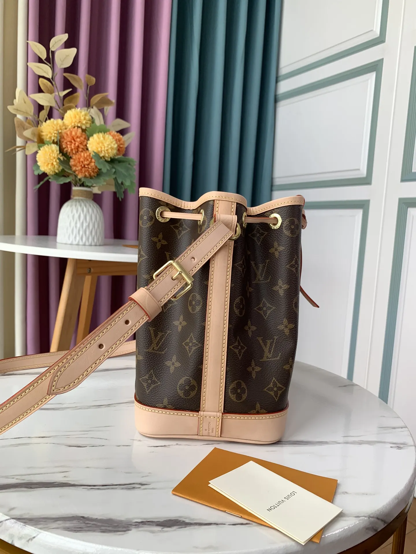 LV Mo品牌 精工之作 水桶包 休闲水桶款
