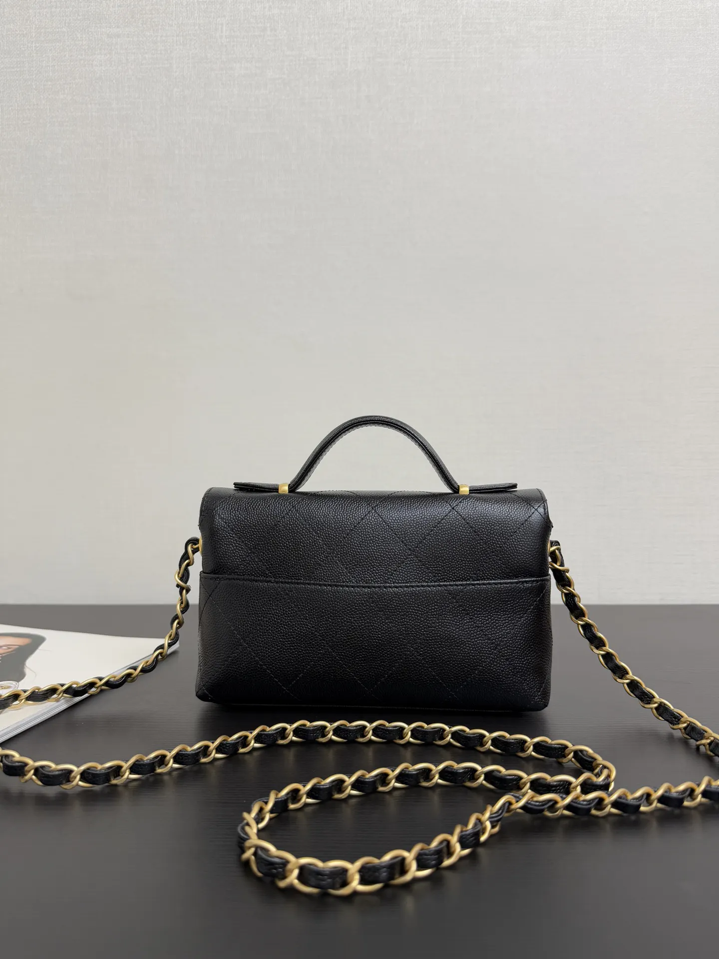 CHANEL 黑色牛皮手提链条包 通勤款 经典款