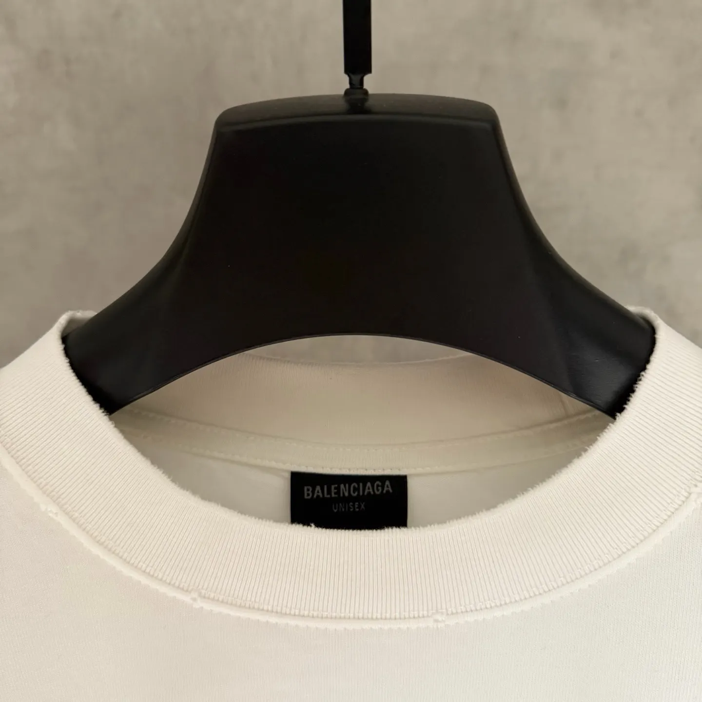 Balenciaga 25SS 刺绣 纯棉 短袖T恤 街头休闲款
