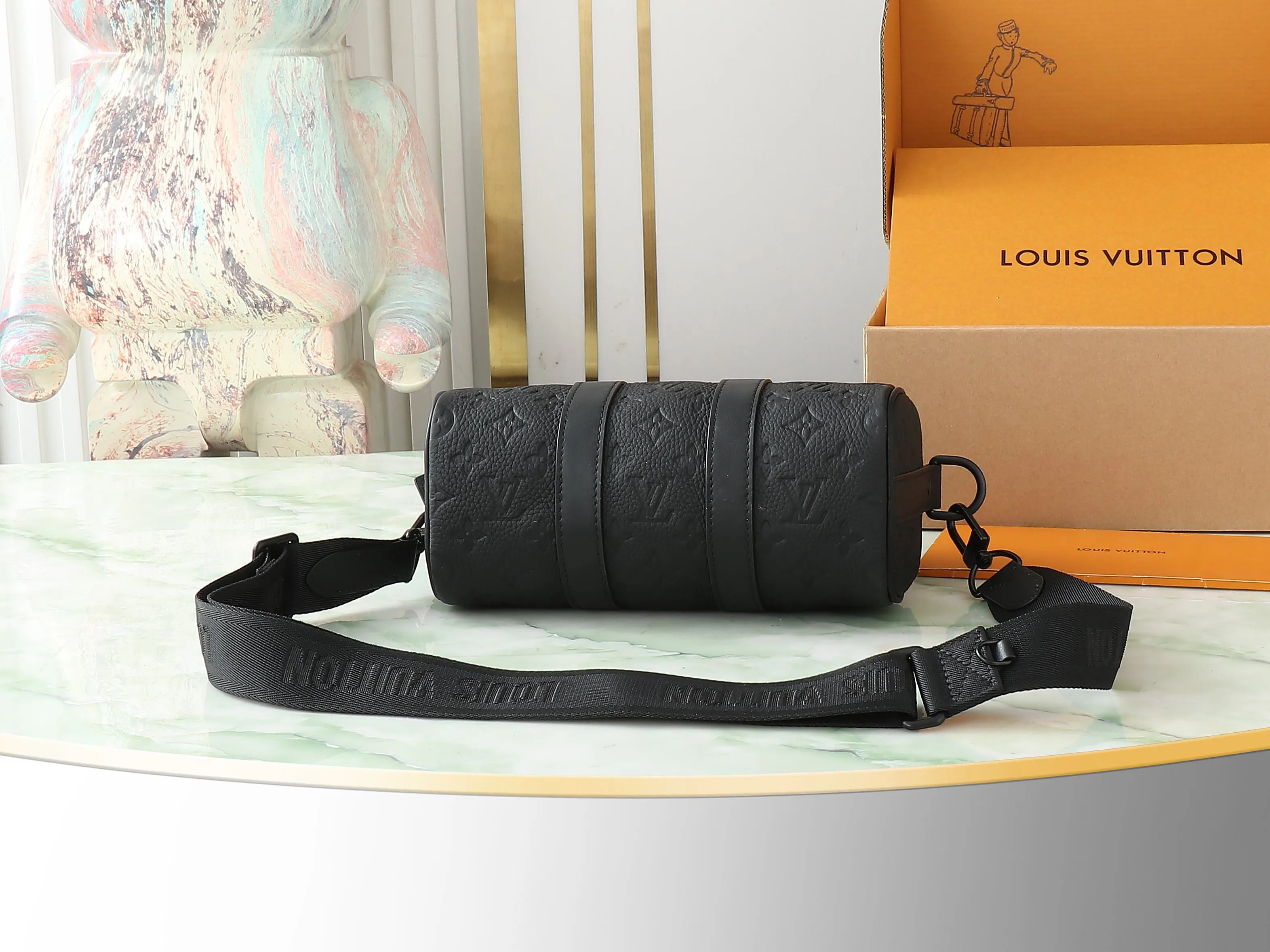 LV Keepall 黑色 旅行袋 大容量出行款(數字4) LV Keepall 黑色 旅行袋 大容量出行款(數字4)
