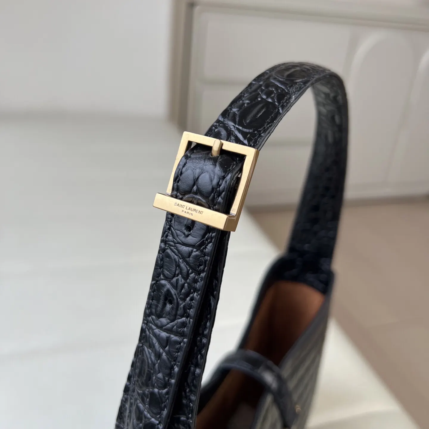 YSL Le à 牛皮 腋下包 復古腋下背款