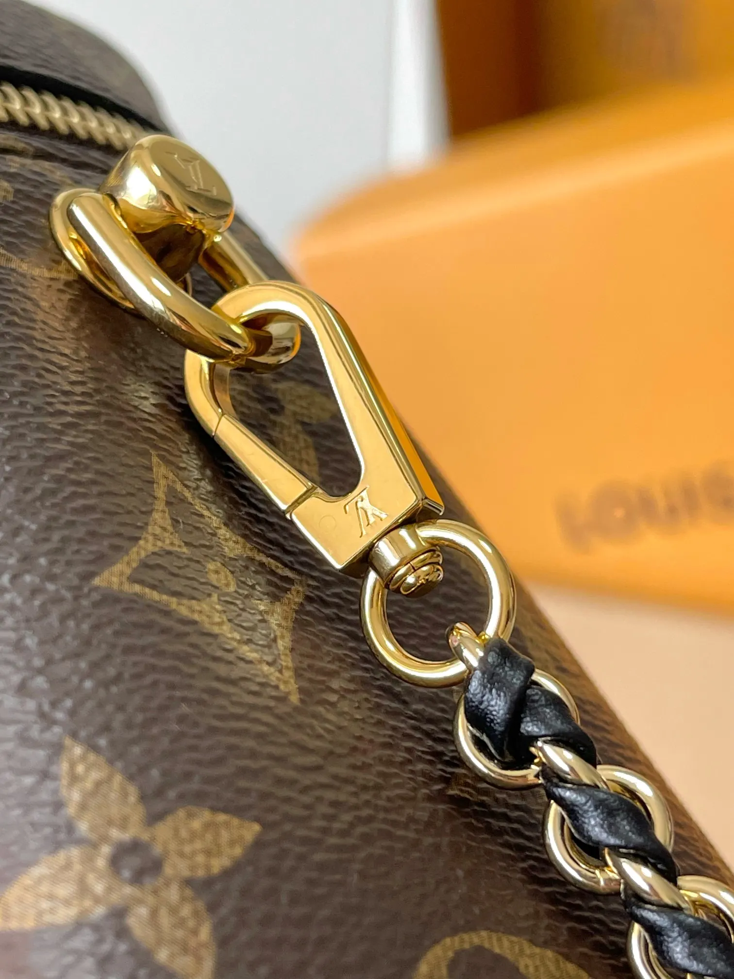Chain Bag