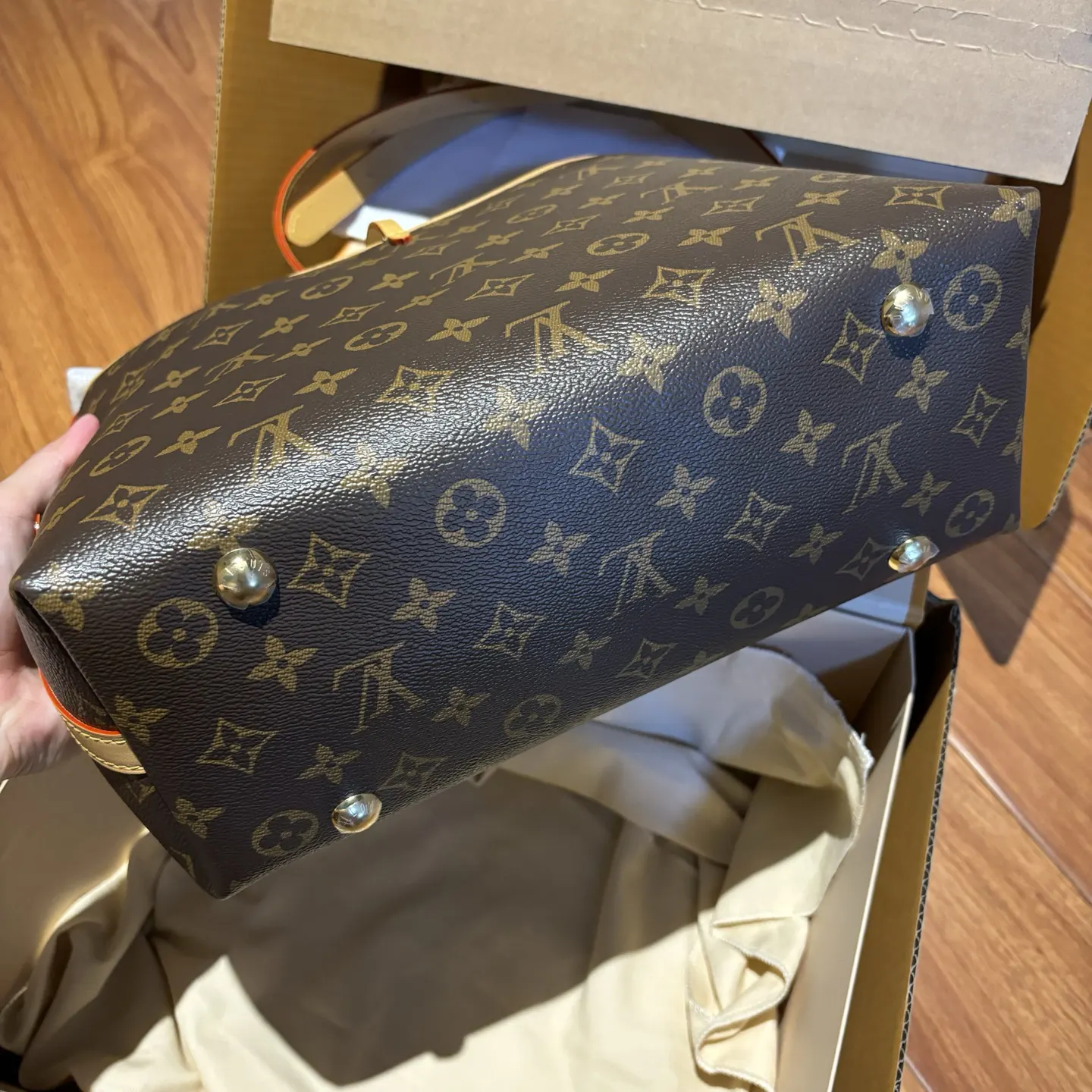 CarryAll 水桶包 休閒水桶款
