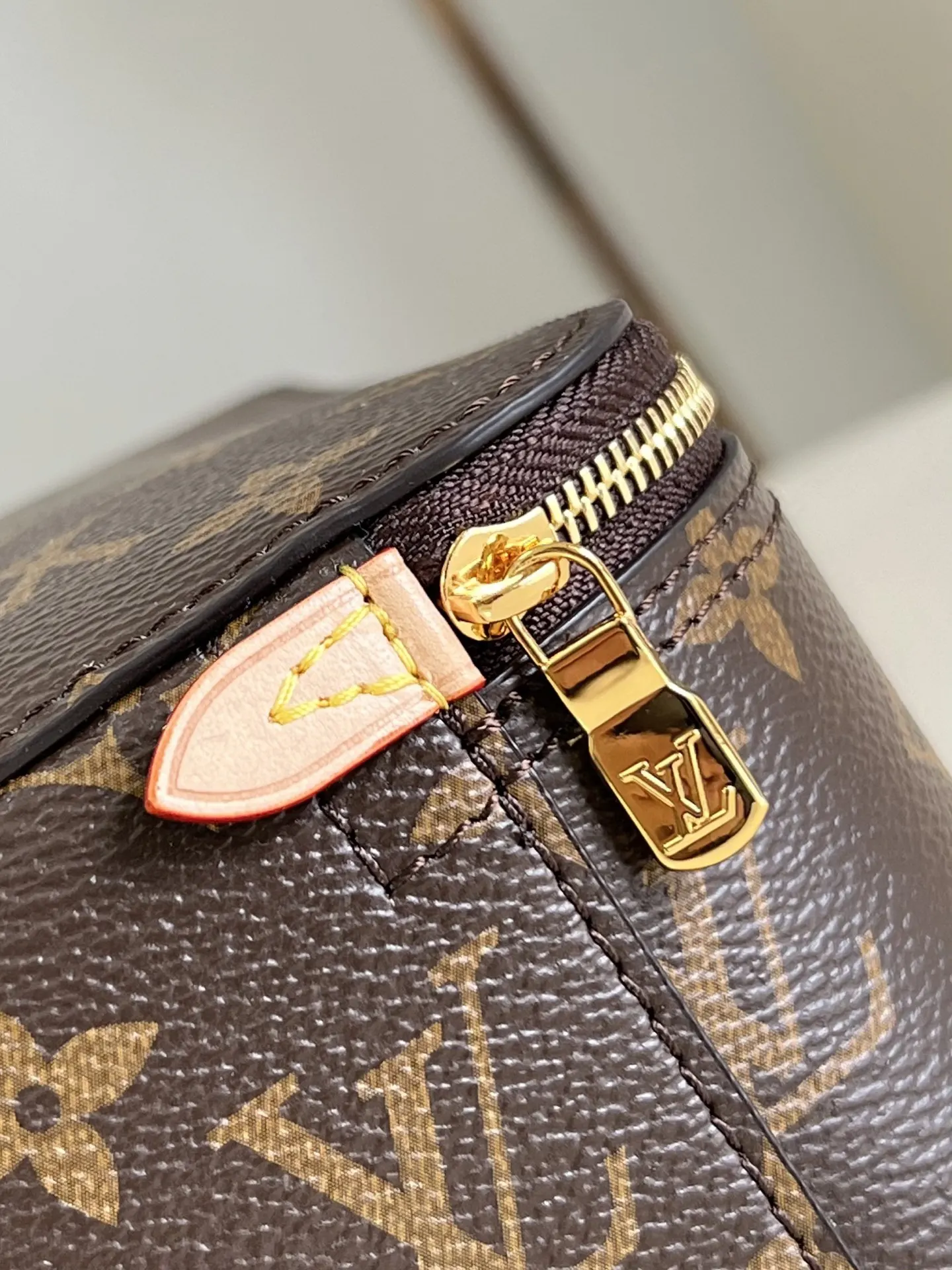 Louis Vuitton Monogram Suitcase Travel Lightweight Leather