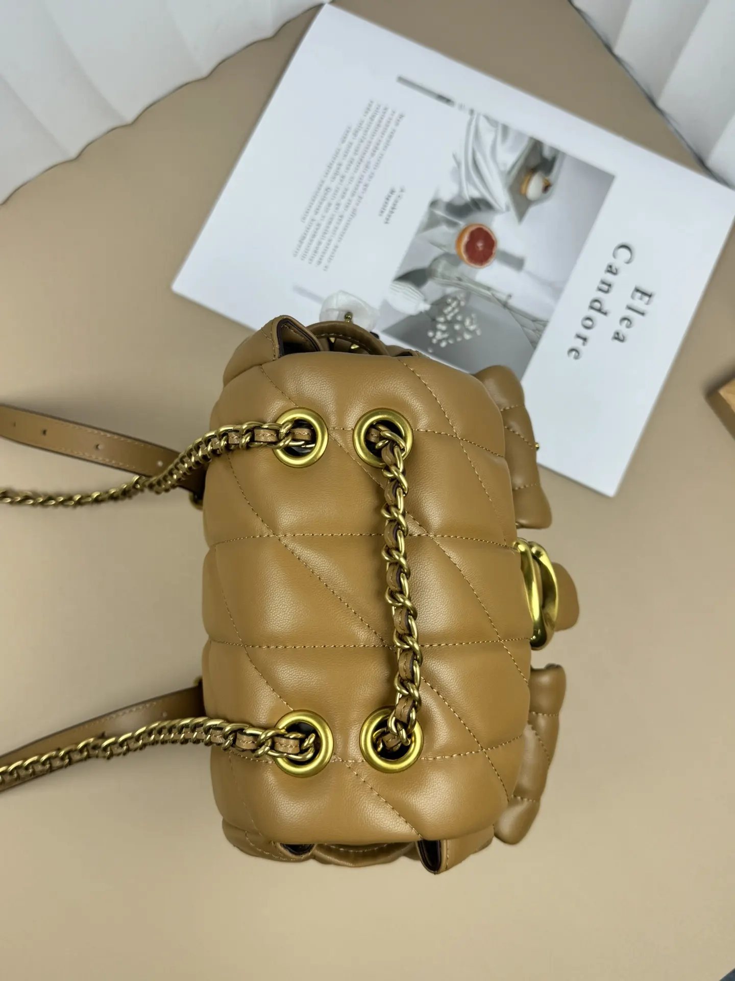 Coach 羊皮 雙肩包 实用雙肩款(數字9) Coach 羊皮 雙肩包 实用雙肩款(數字9)