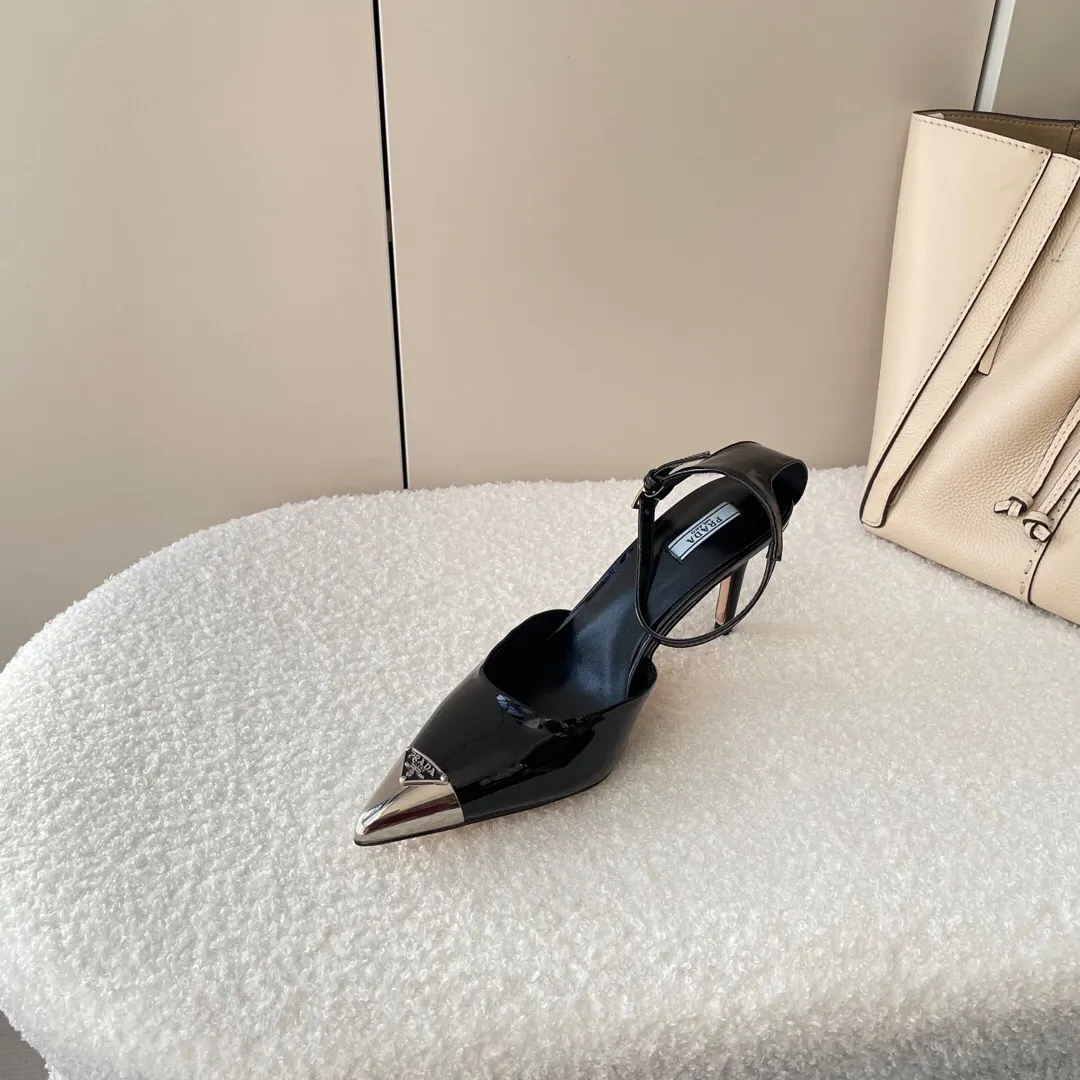 Prada 皮革 拖鞋