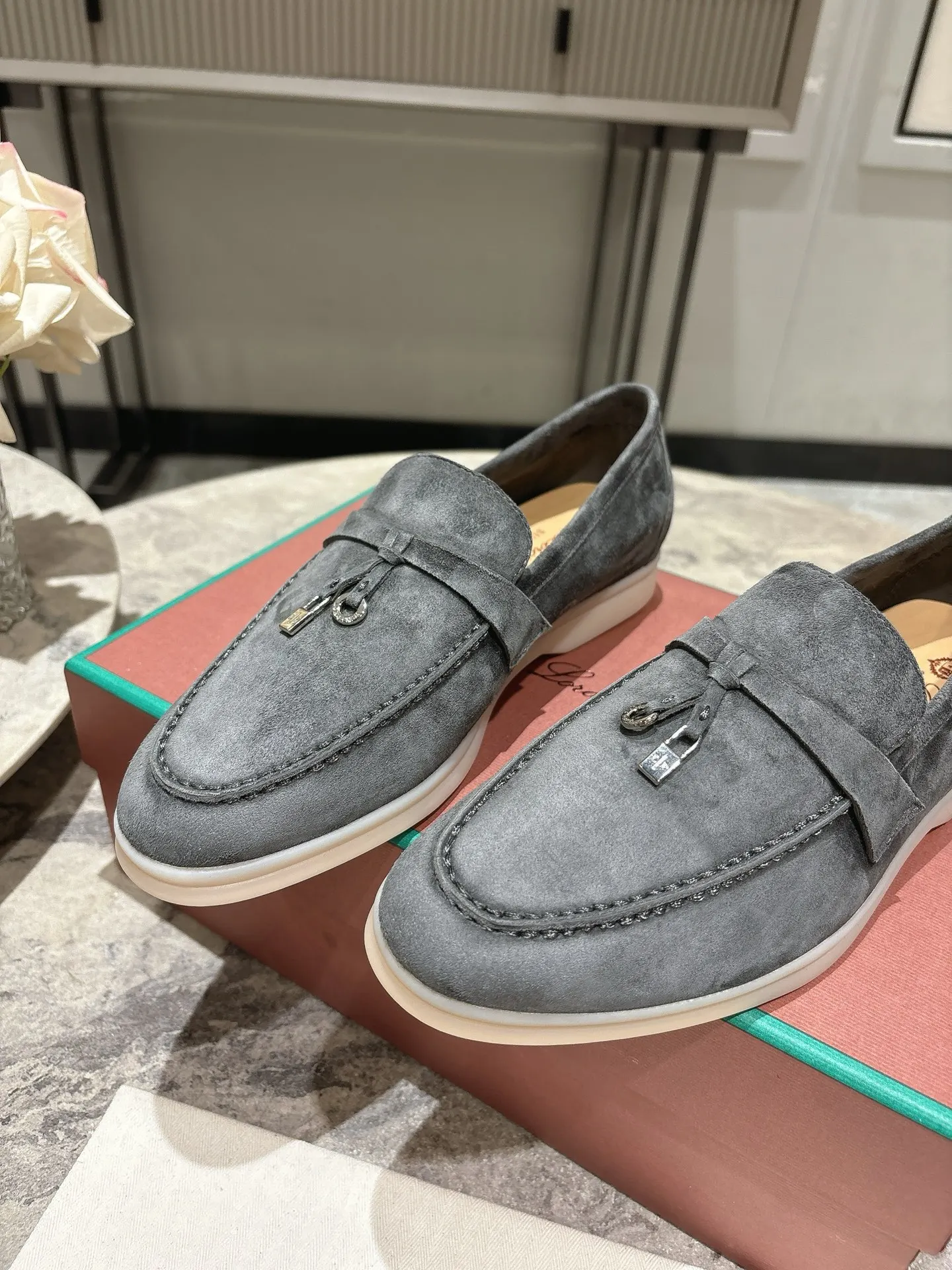 Loro Piana 乐福鞋 休闲百搭款 款04