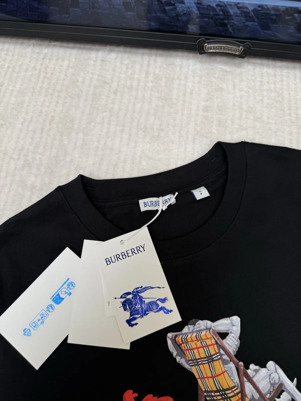Burberry 黑色 字母 印花 针织衫 质感针织款