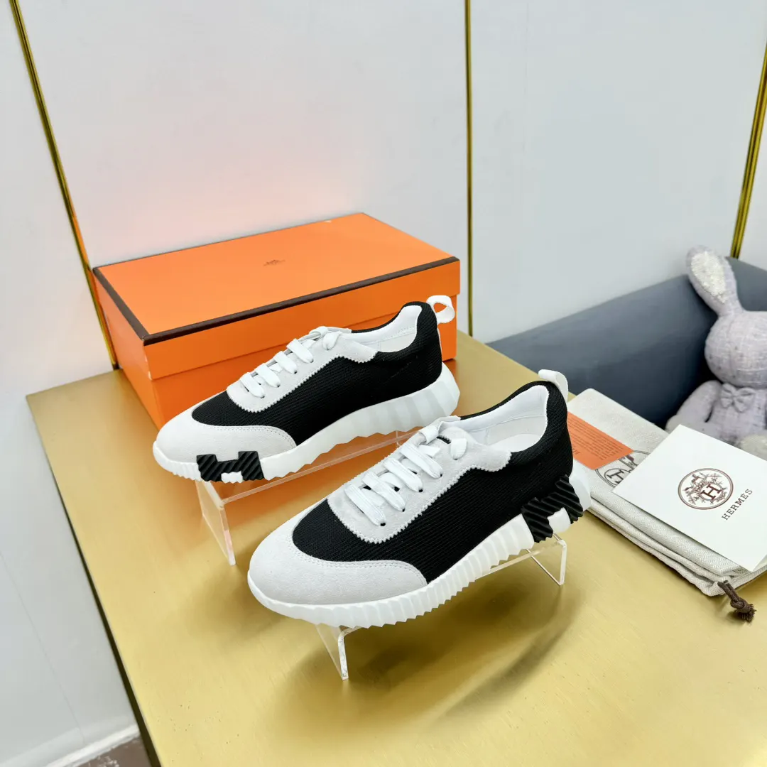 Hermès 官网同步更新 羊皮 运动鞋 舒适