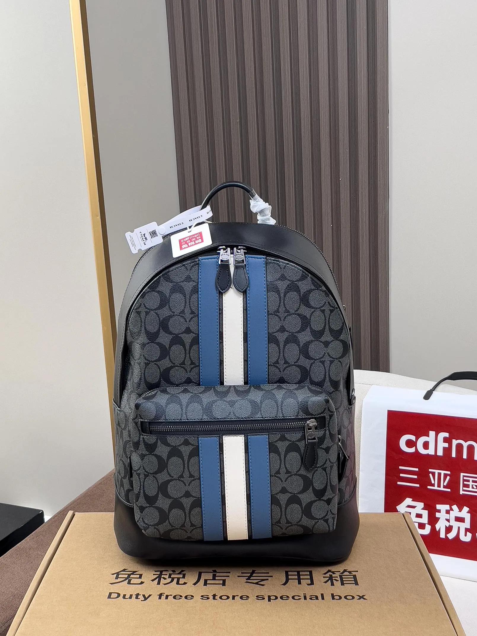 Coach 牛皮 pvc 皮条纹 旅行袋 大容量旅行款