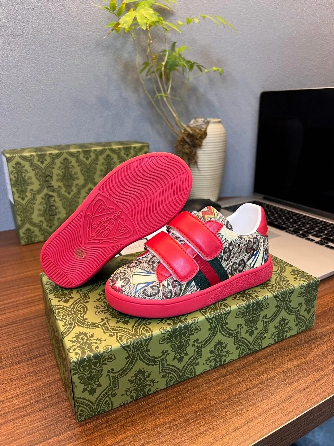 Gucci Logo休閒運動鞋