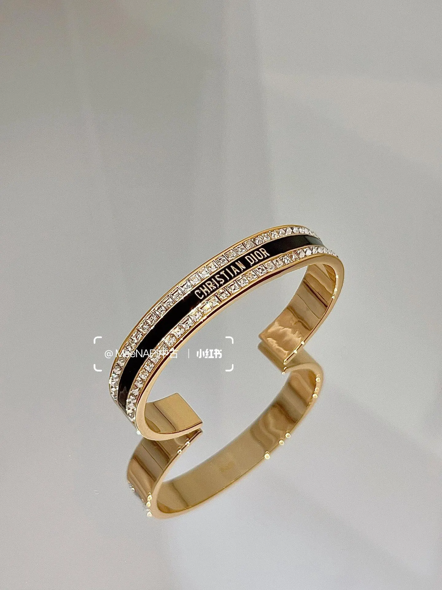 Dior 白色 手镯 精致腕饰