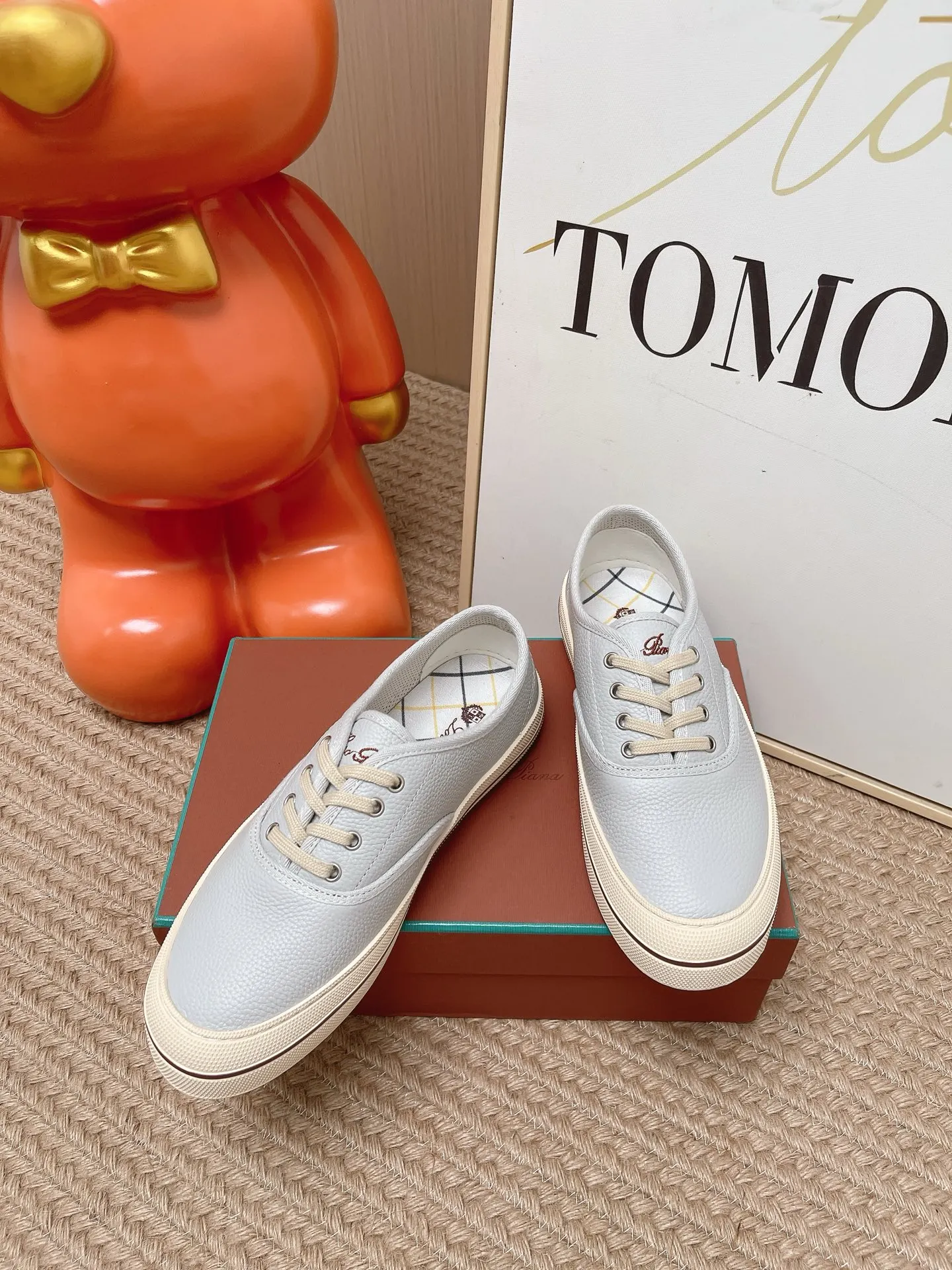 Loro Piana Sneakers Casual Versatile Image 4 Loro Piana Sneakers Casual Versatile Image 4