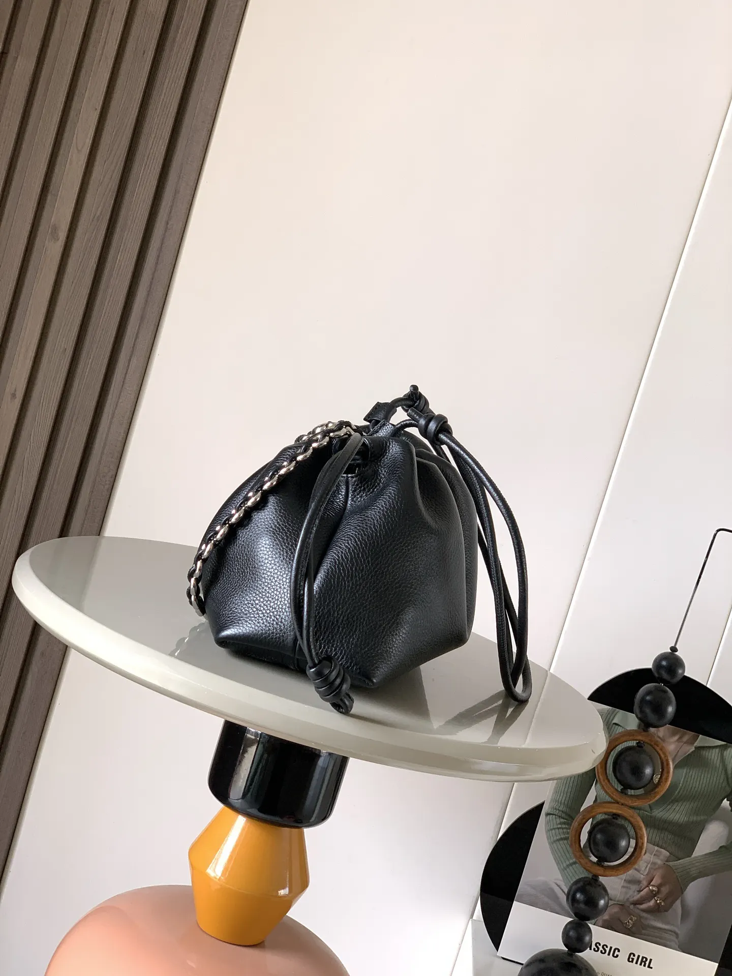 黑色 皮革 中号鹿皮革 Flamenco Purse 手拿 鏈條包 精致鏈條款