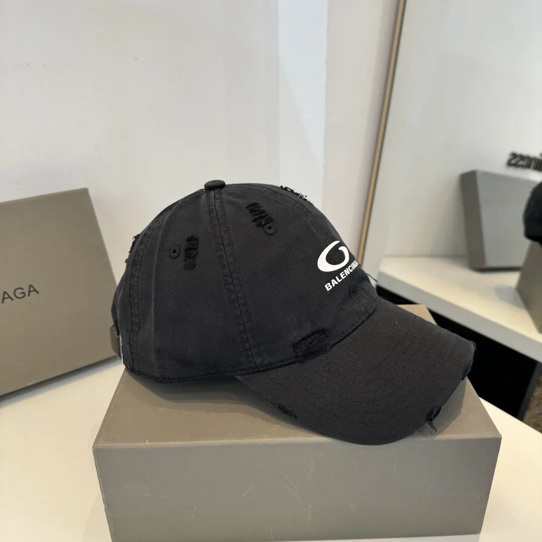 Balenciaga Baseball Cap Logo