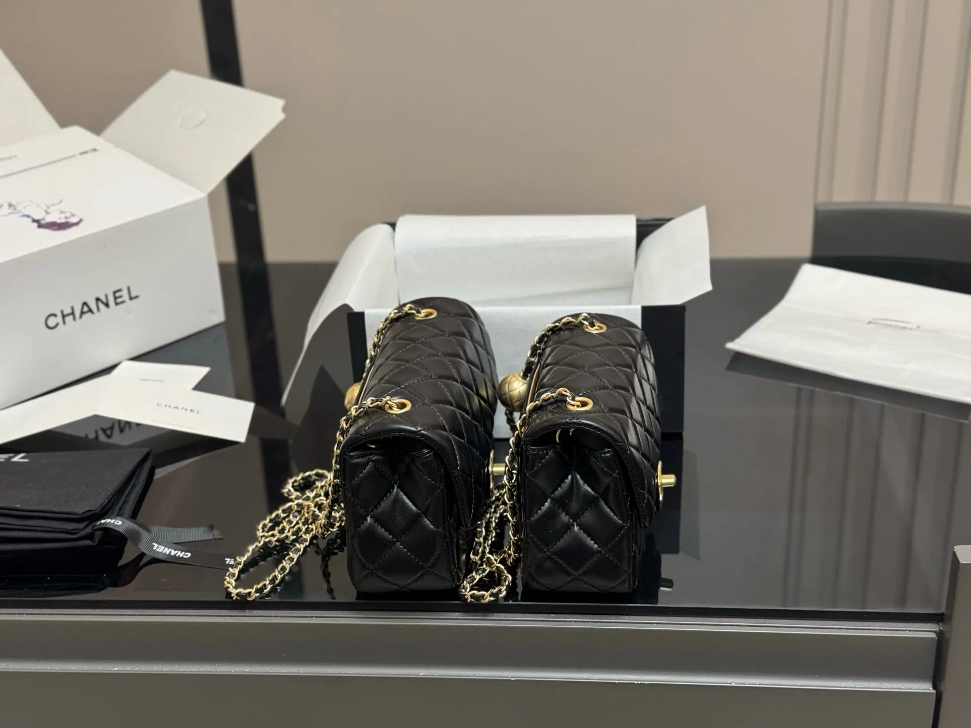 CHANEL 金球方胖 斜挎包 轻便斜挎款