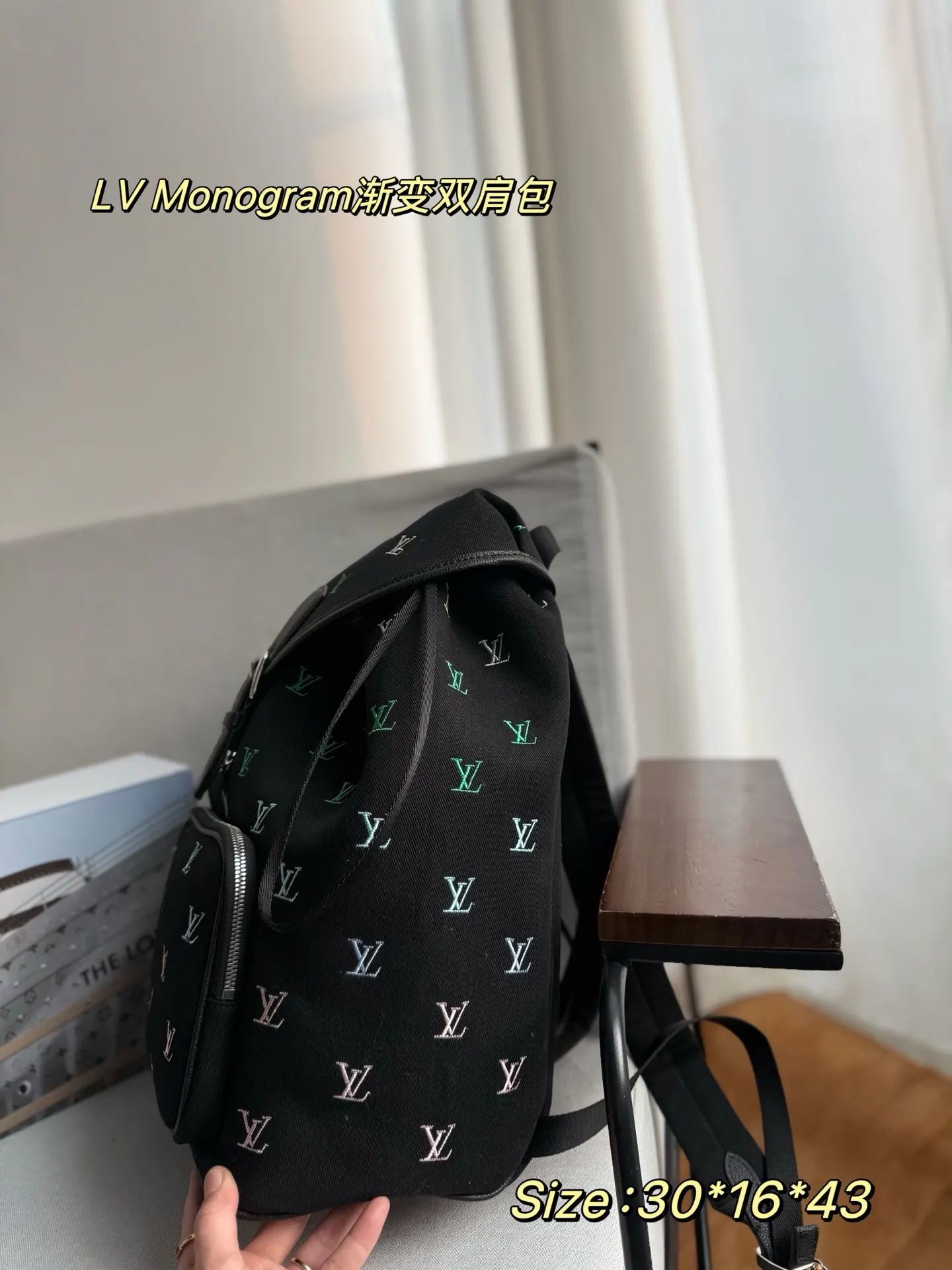 黑色 Mo雙肩包 实用雙肩款