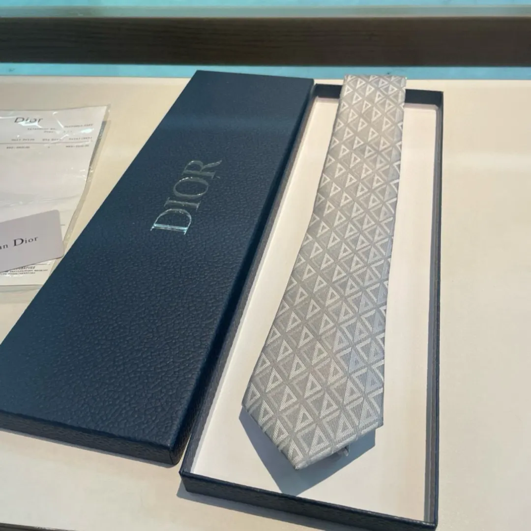 Dior Geometric Pattern Tie Gift Box