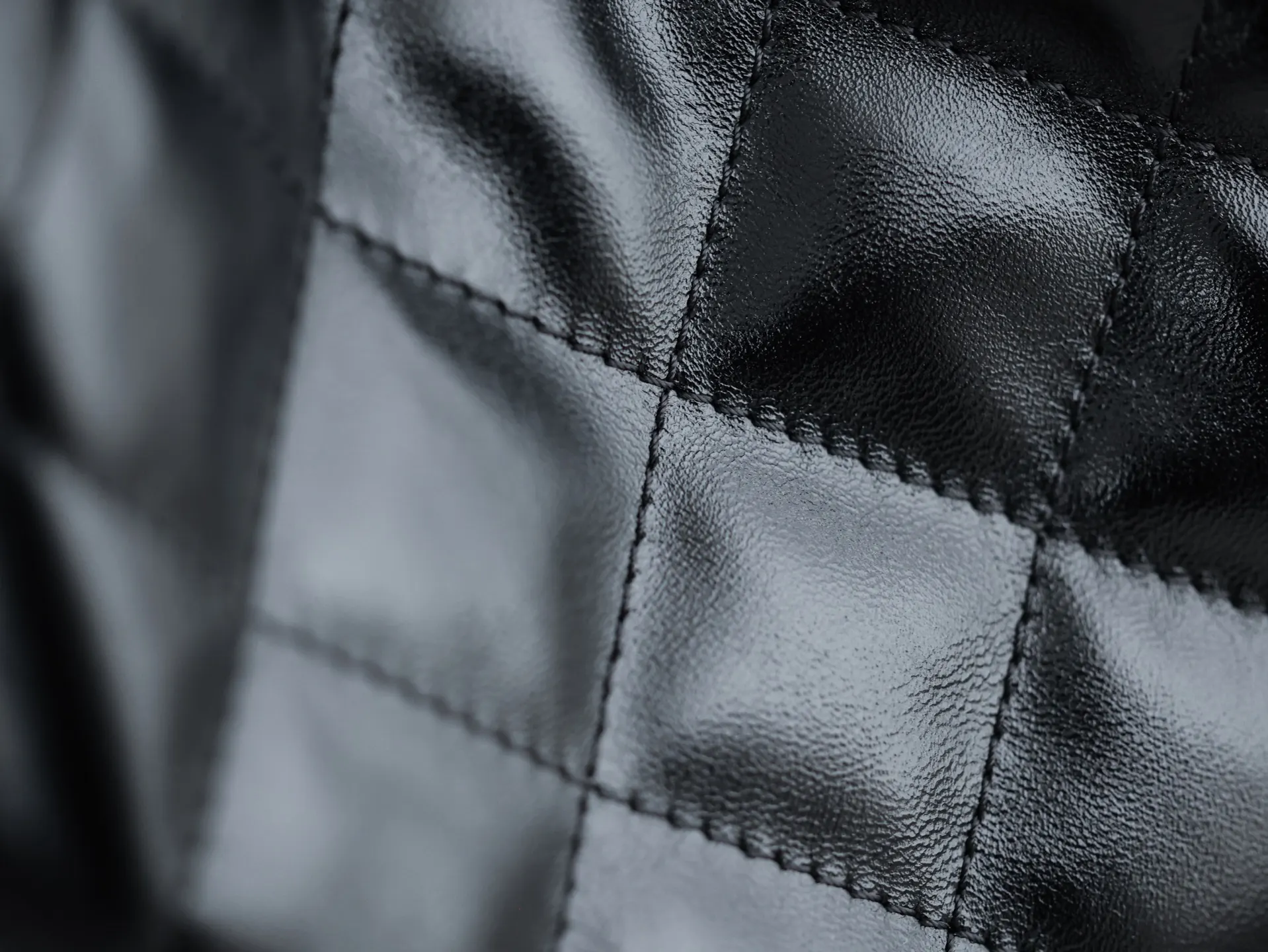 Chain Bag Leather