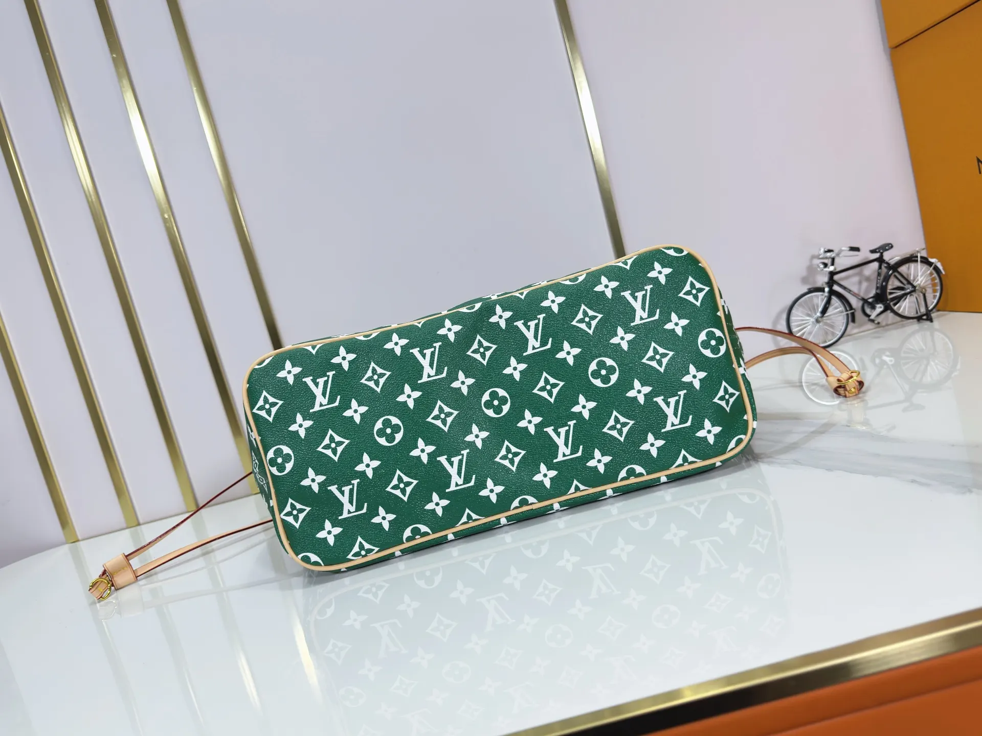 Neverfull 帆布 單肩包 日常單肩背款
