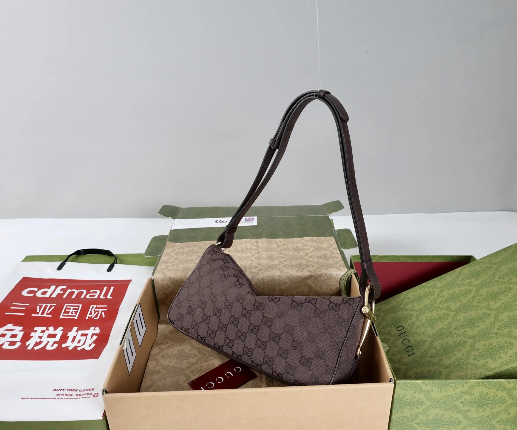 棕色 金色 牛皮 春夏系列 腋下包 复古腋下背款