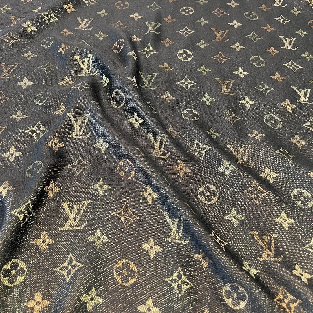 Louis Vuitton 咖色 羊毛 提花 Mo披肩 保暖披肩 圍巾(數字7) Louis Vuitton 咖色 羊毛 提花 Mo披肩 保暖披肩 圍巾(數字7)