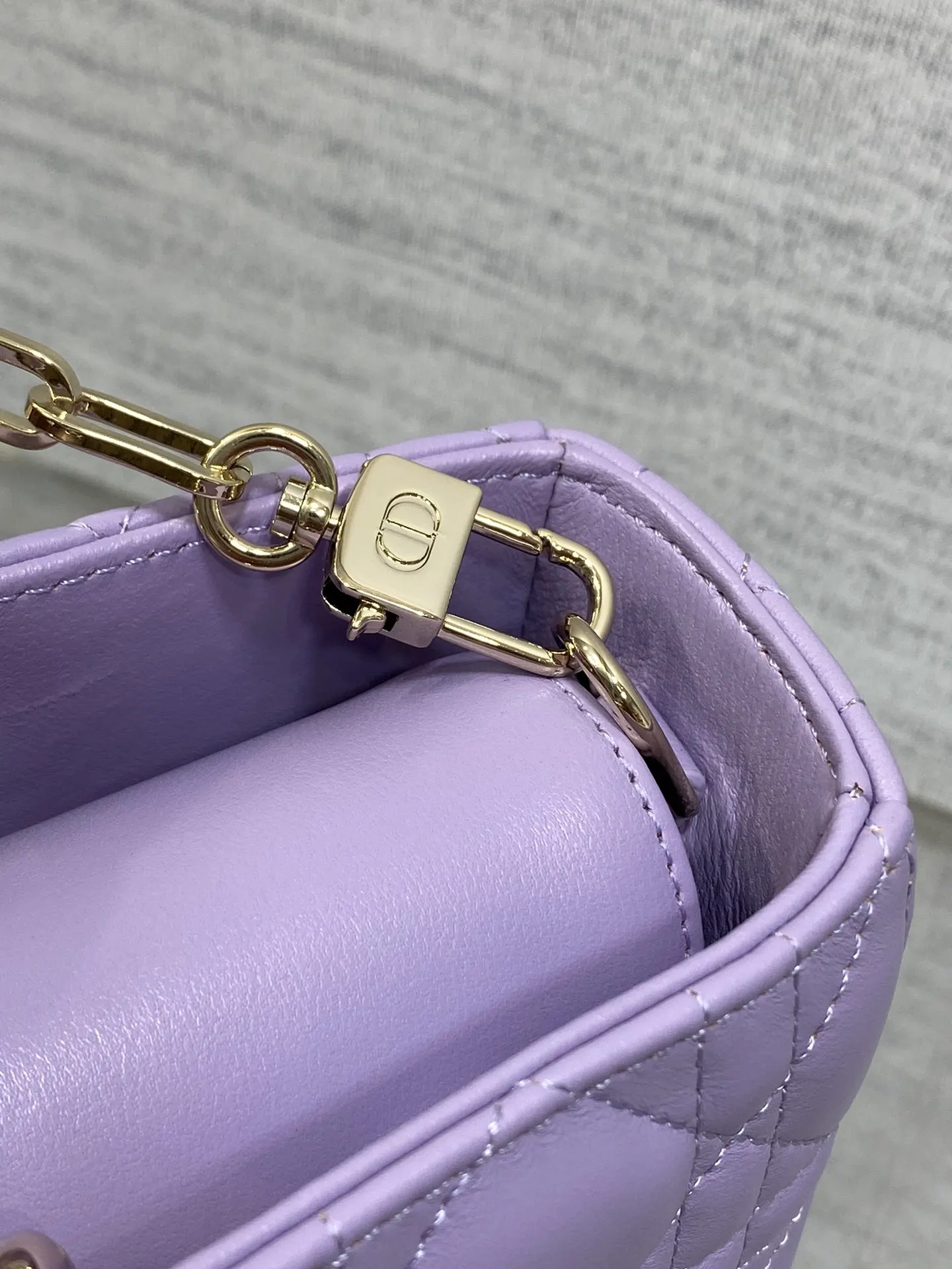 Dior 羊皮 进口 羊皮横款戴妃包梦幻紫 内里 手提包 通勤手提款