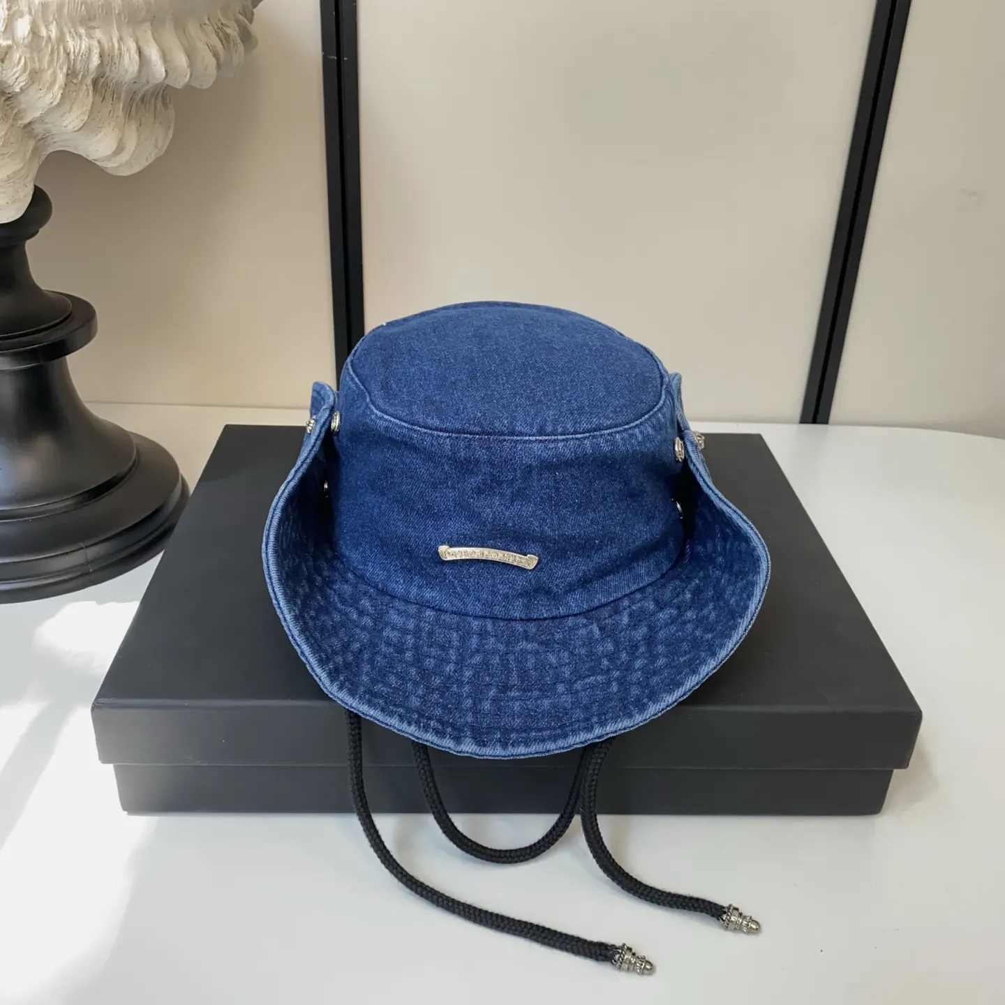 Fashion Item