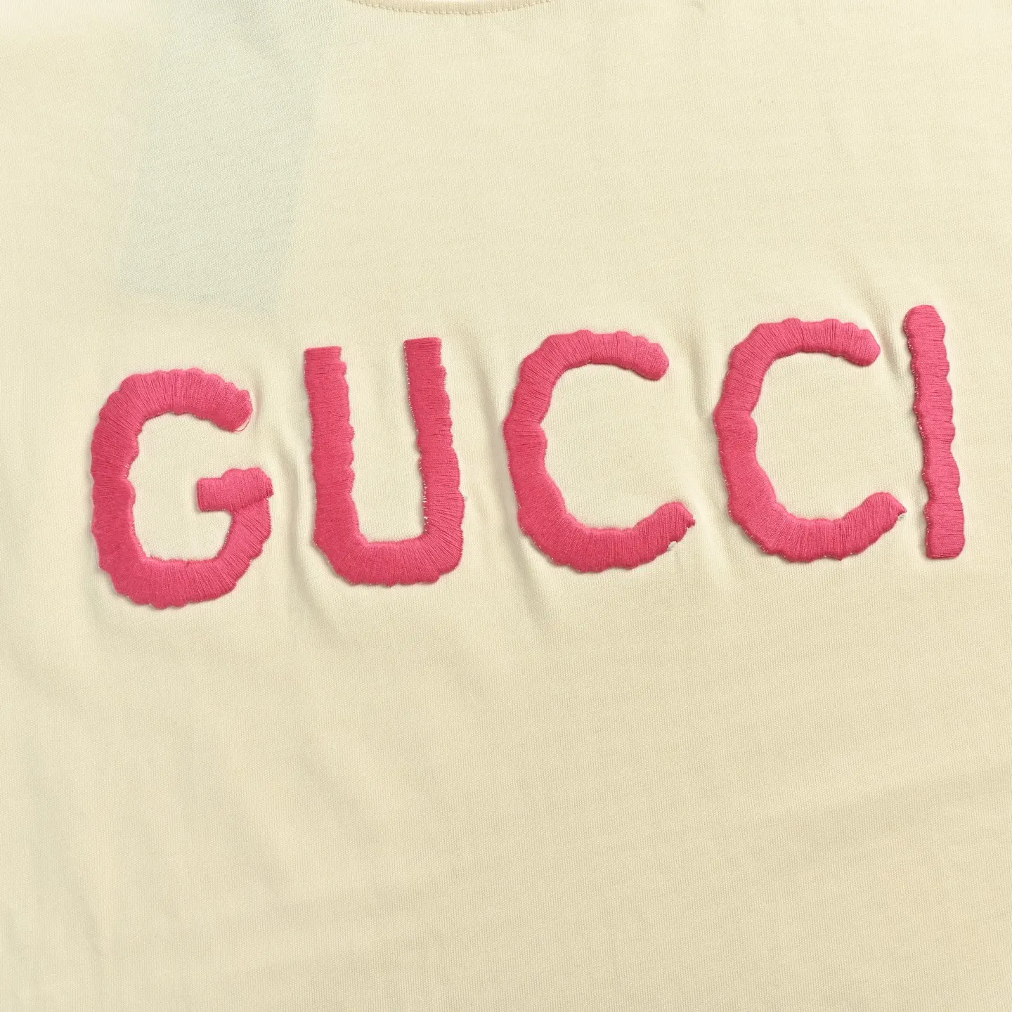 Gucci 粉色 Logo 字母 短袖T恤