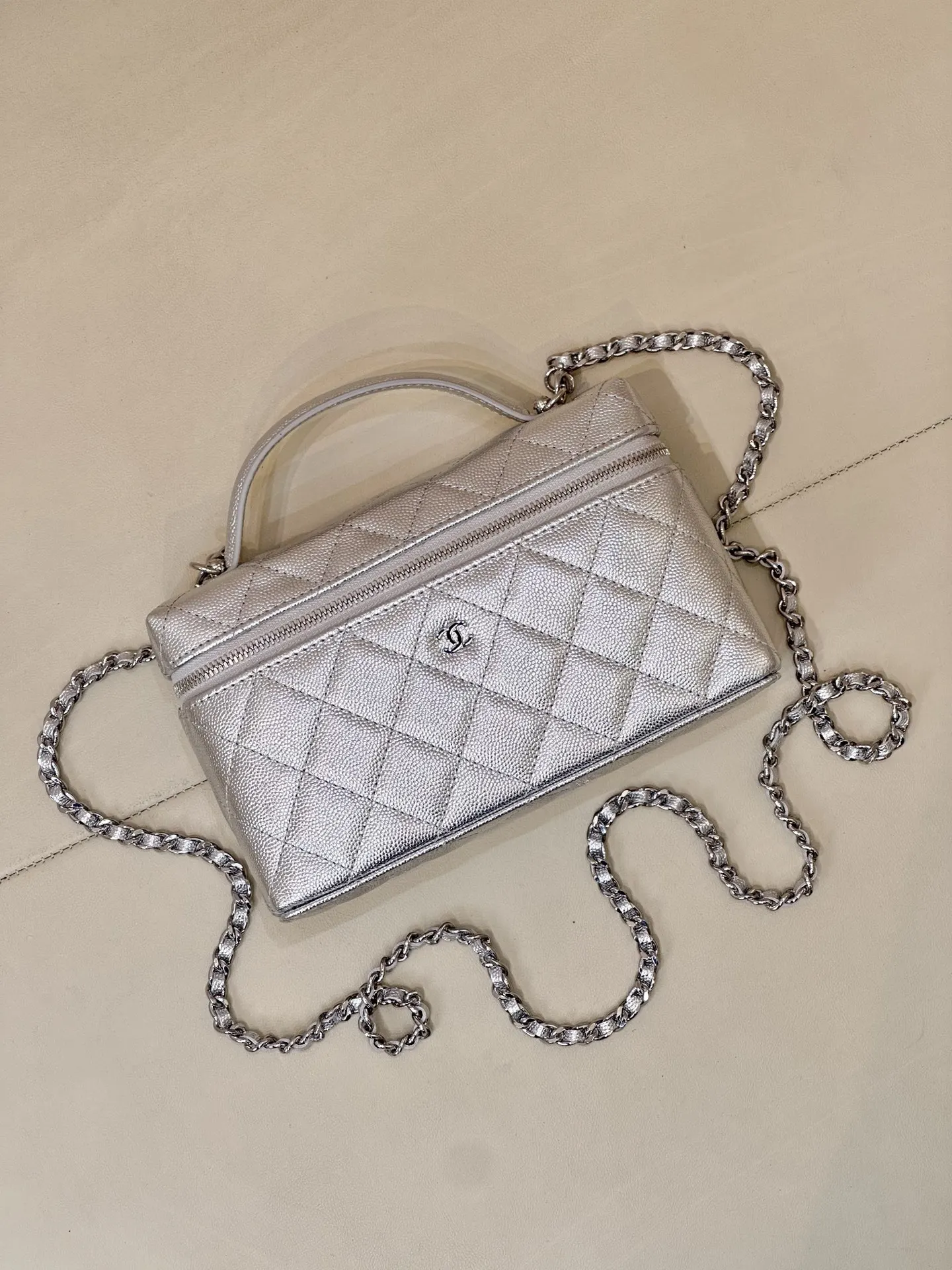 Chanel 浅蓝色小羊皮菱格链条包 金扣 复古
