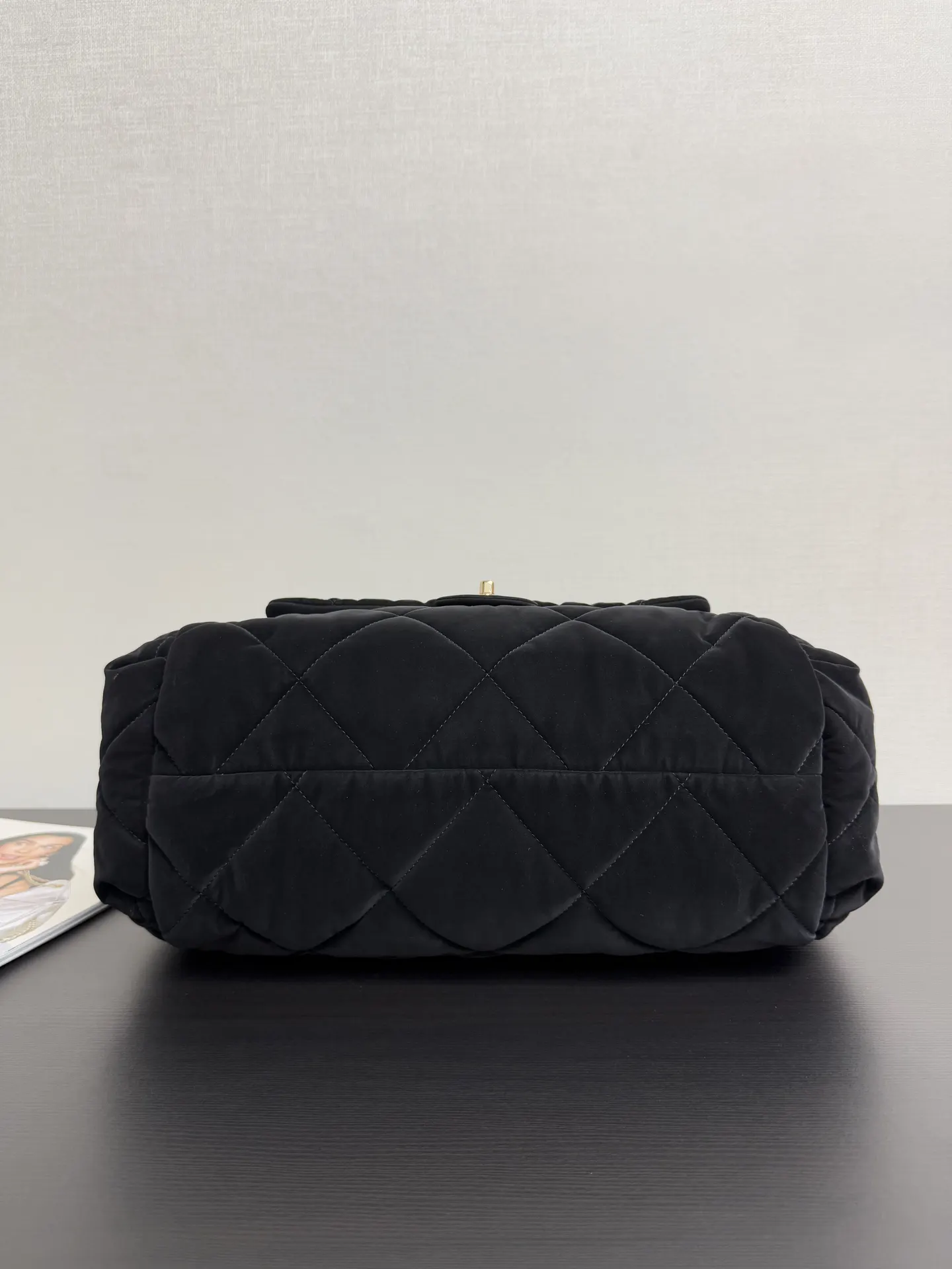 CHANEL 黑色牛皮链条翻盖包 蝴蝶结款