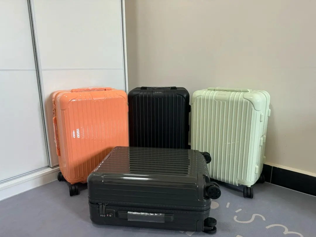 黑色 白色 新版升级 RIMOW 日默w Trun 行李箱 旅行拉杆款 輕便出行款