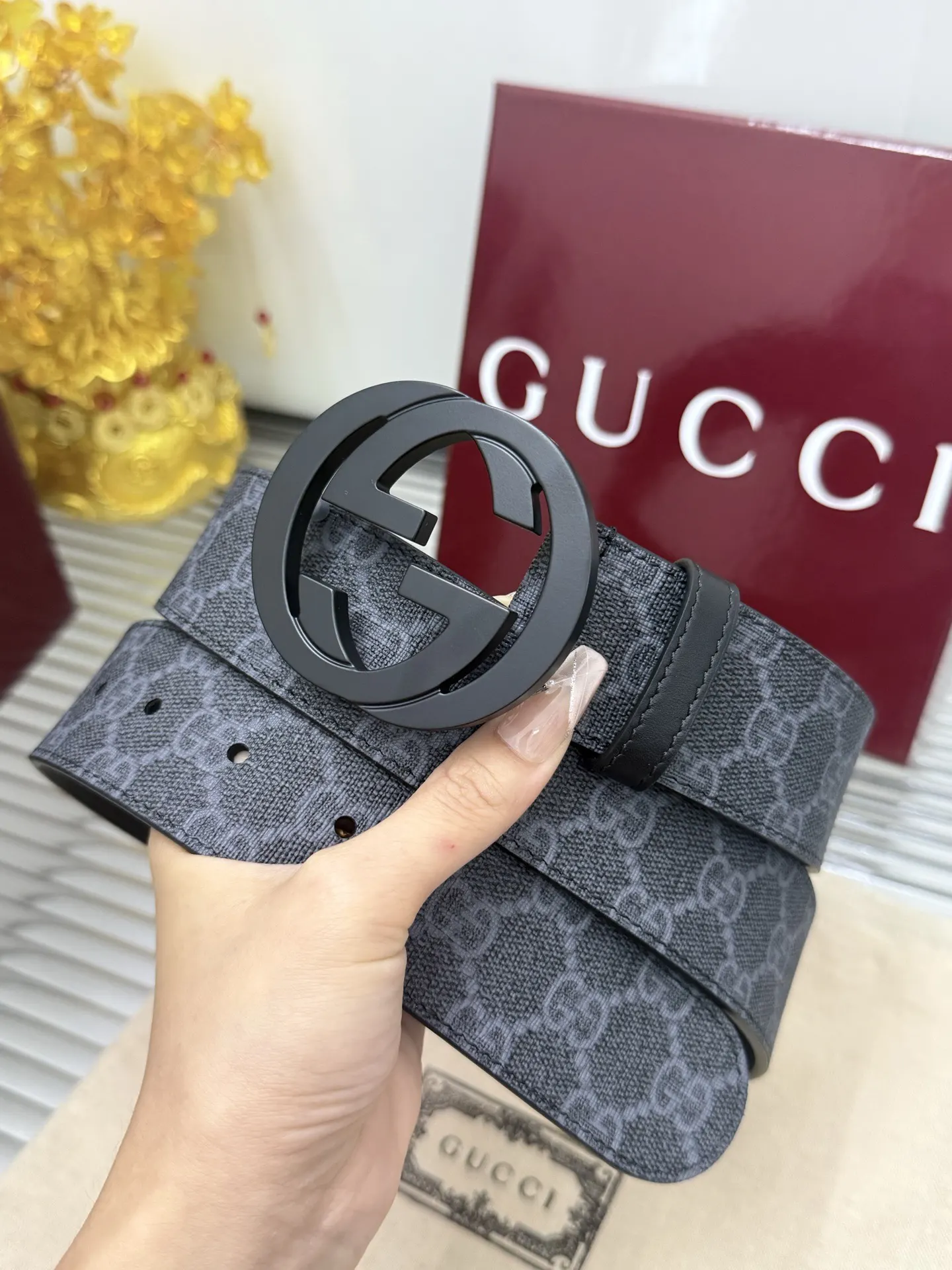 Gucci Double G 皮革腰帶 黑色