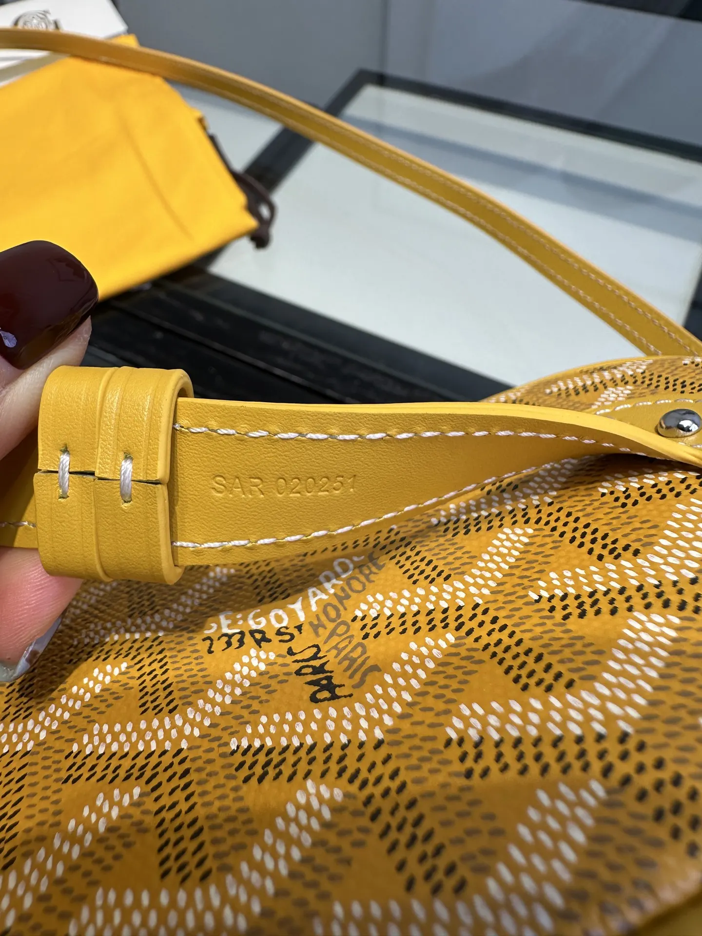 Goyard 黄色 小牛皮 收纳包 旅行收纳款