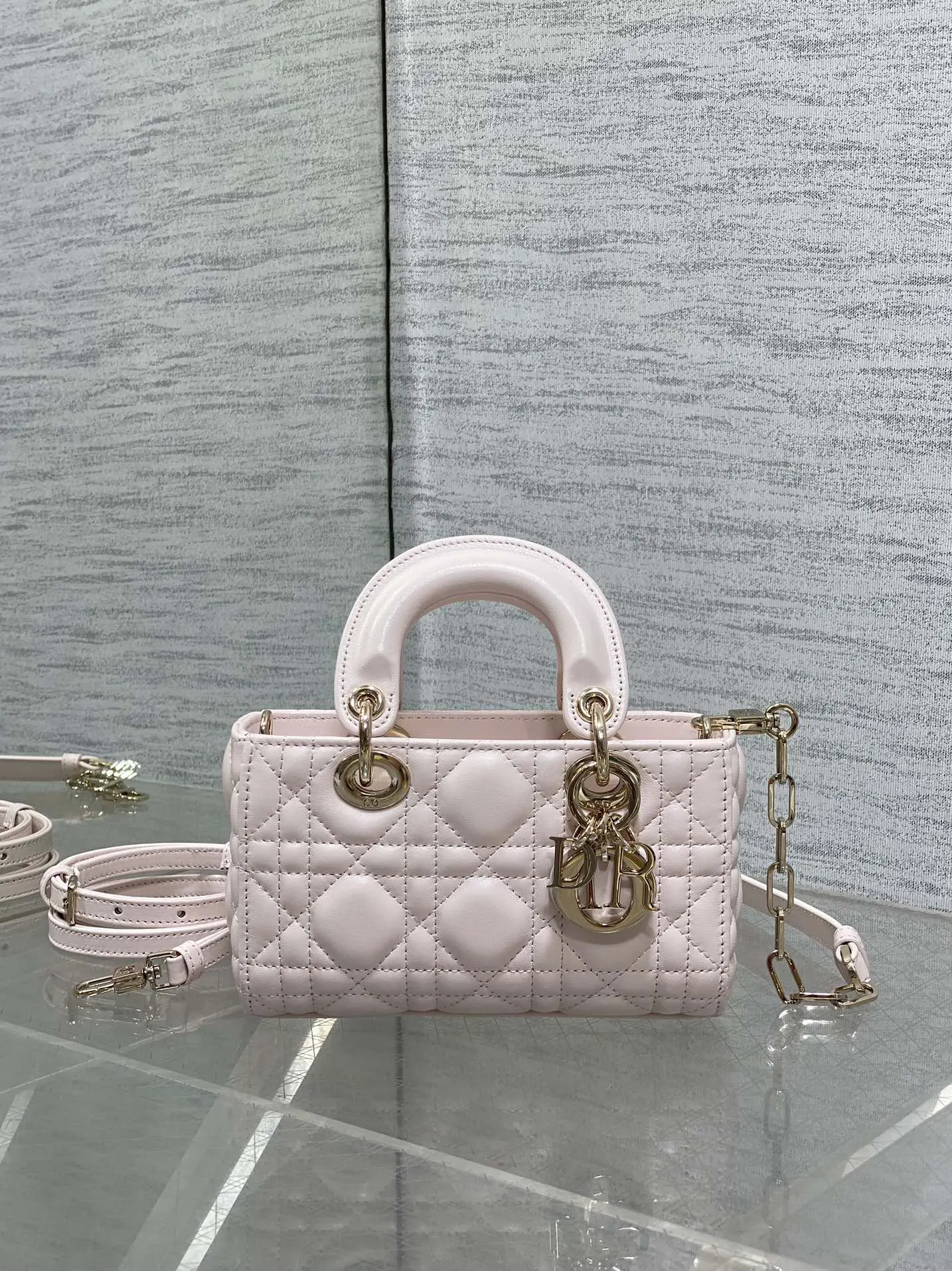Dior Lady Dior Lady 羊皮链条包 手提斜挎