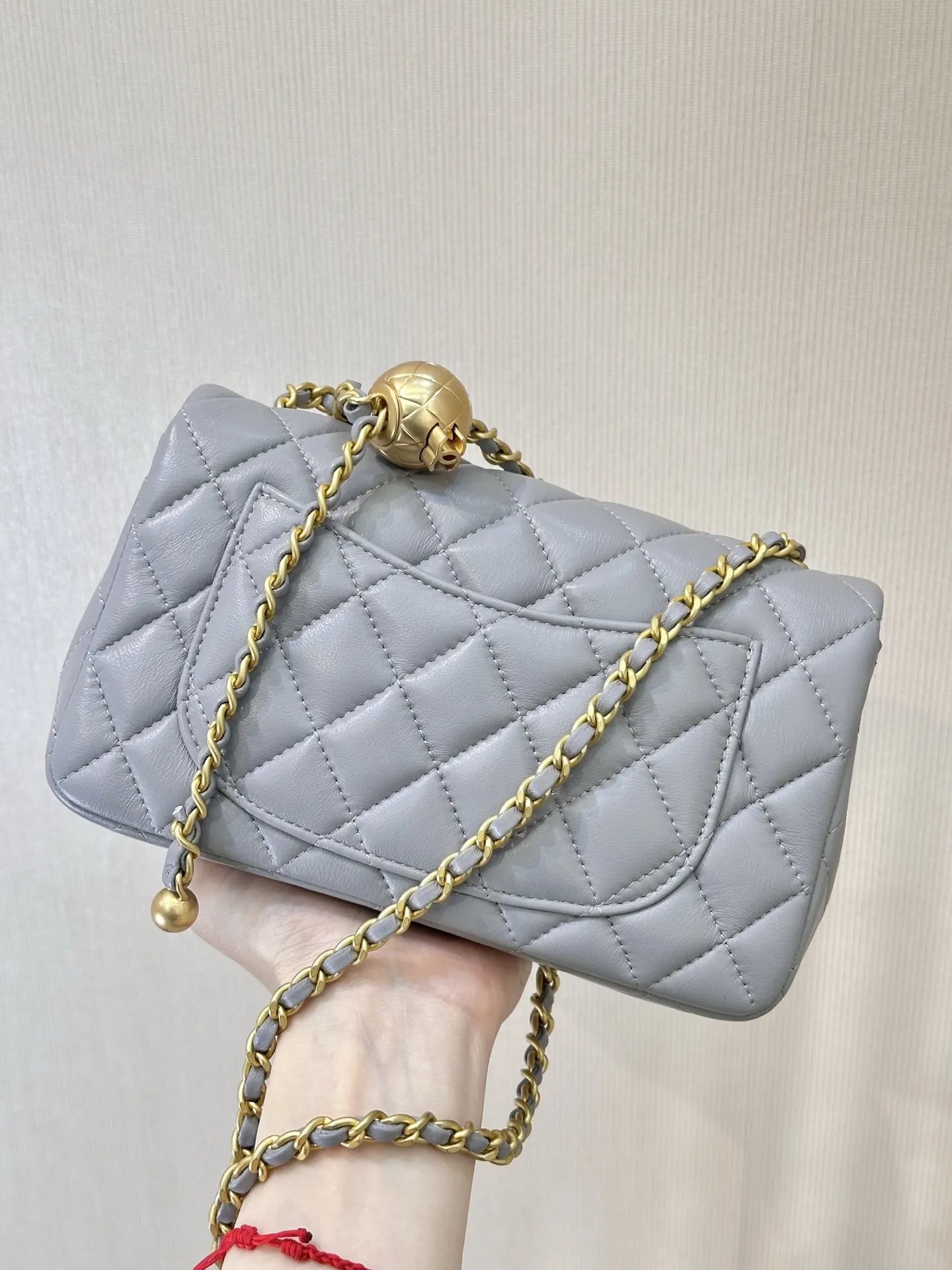 CHANEL 紫色牛皮翻盖链条包 金扣款