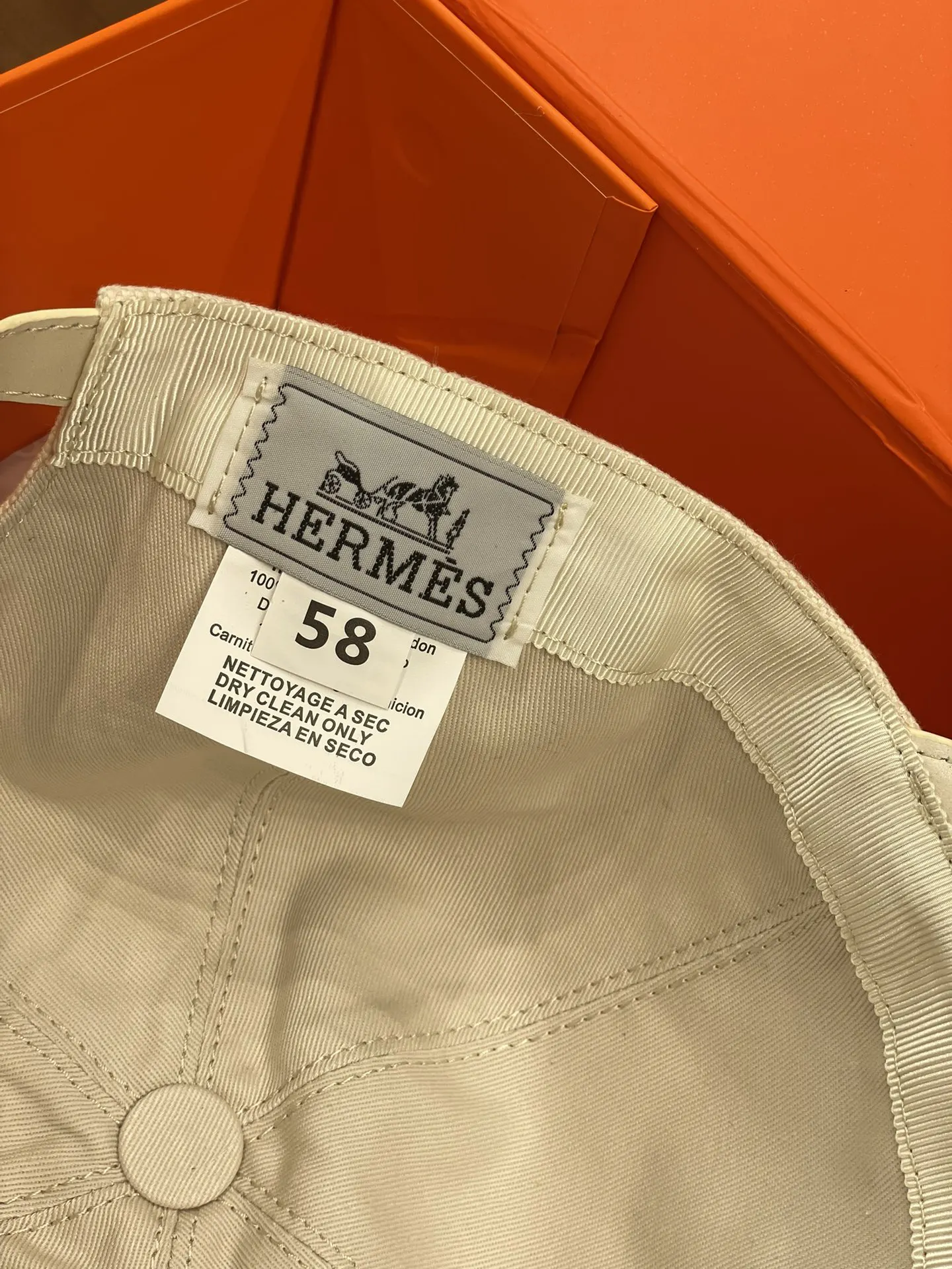 Hermès 皮革 帽子