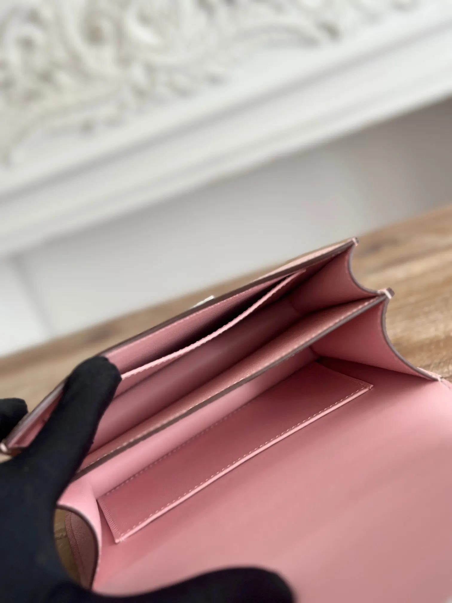 Hermes Constance 3Q粉 Epsom掌纹牛皮 斜挎包 19cm 經典款