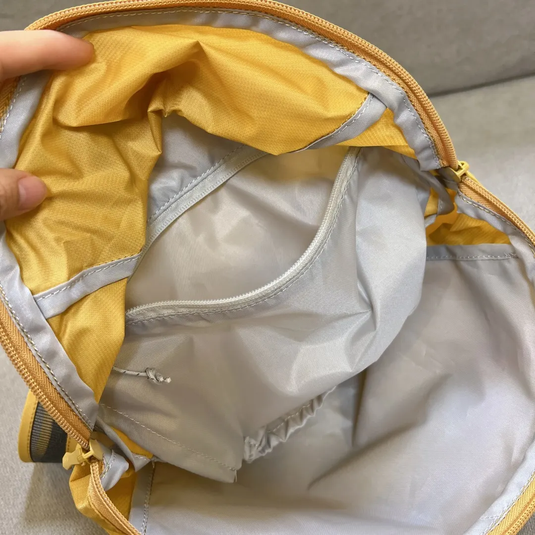 色真的好绝啊 雙肩包 实用雙肩款