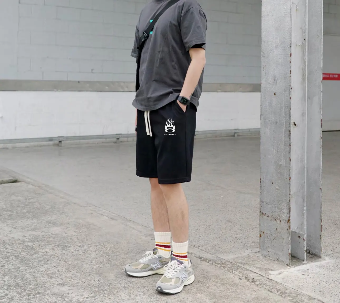 Balenciaga Black Cotton Logo Shorts Loose