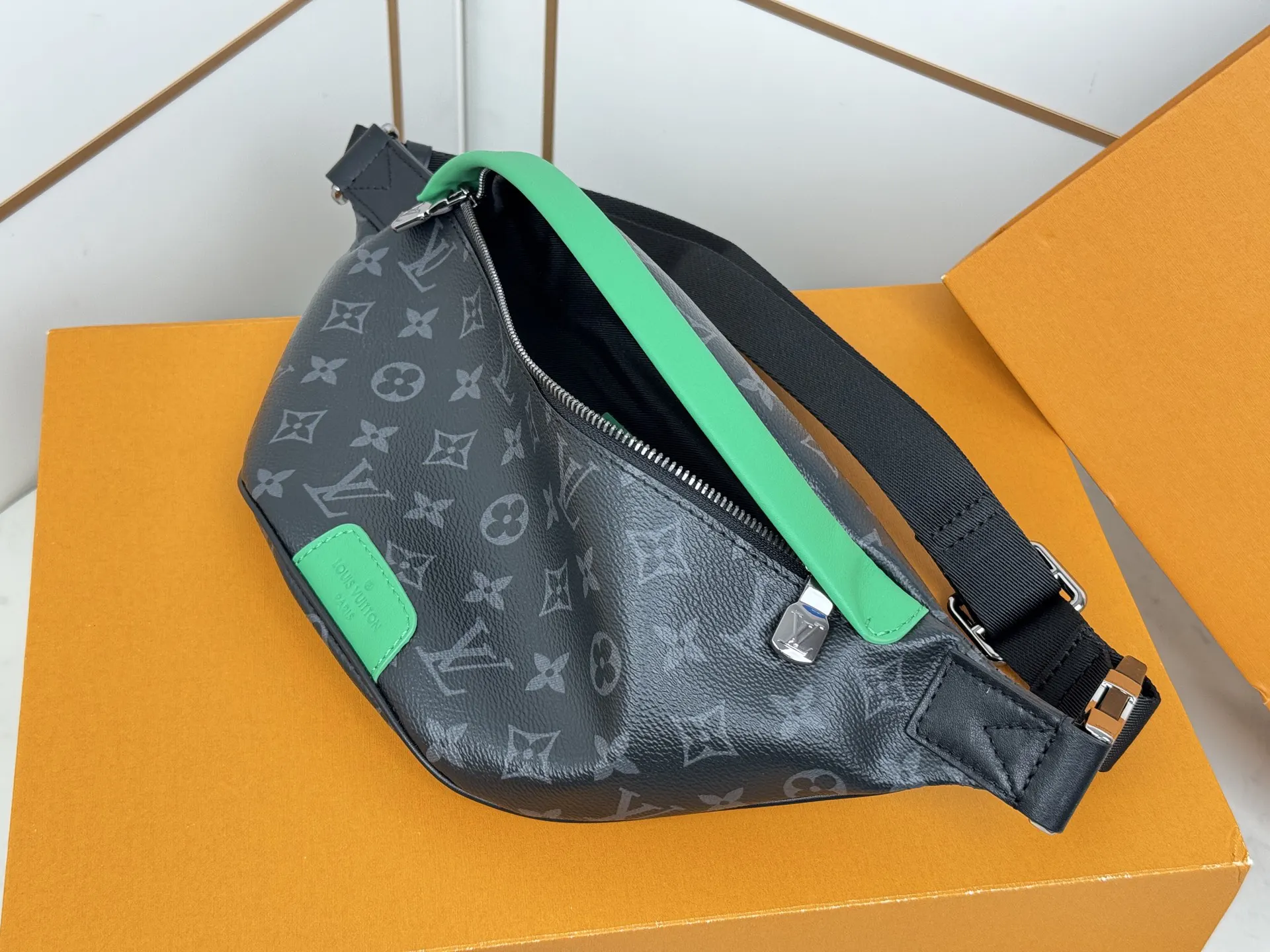 Green Belt Bag Casual Canvas Image 3 Green Belt Bag Casual Canvas Image 3