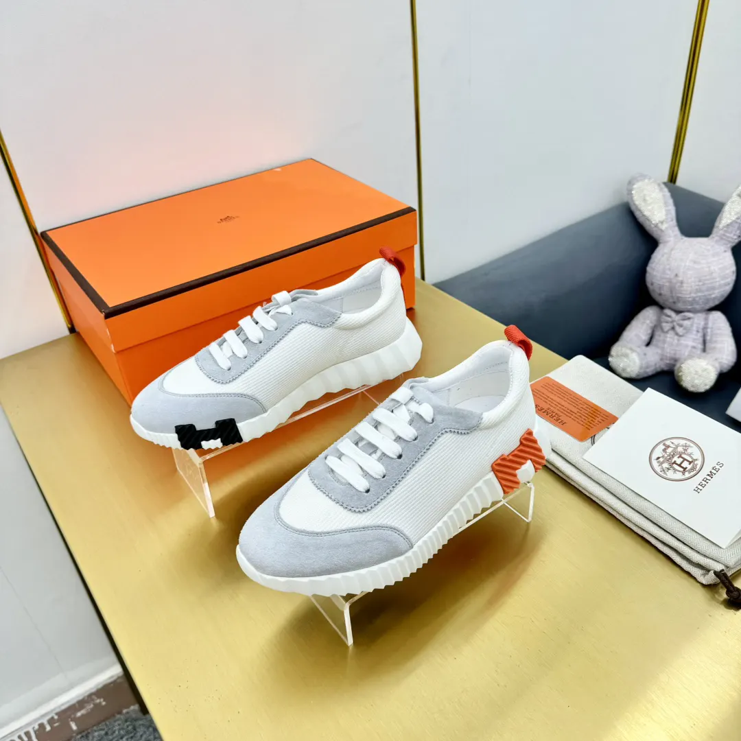 Hermès 官网同步更新 羊皮 运动鞋 舒適(數字6) Hermès 官网同步更新 羊皮 运动鞋 舒適(數字6)