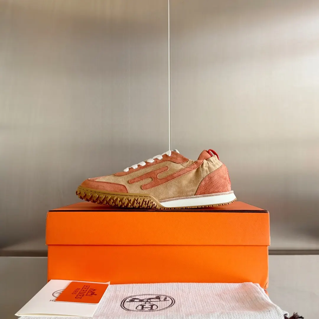 Hermès 运动鞋