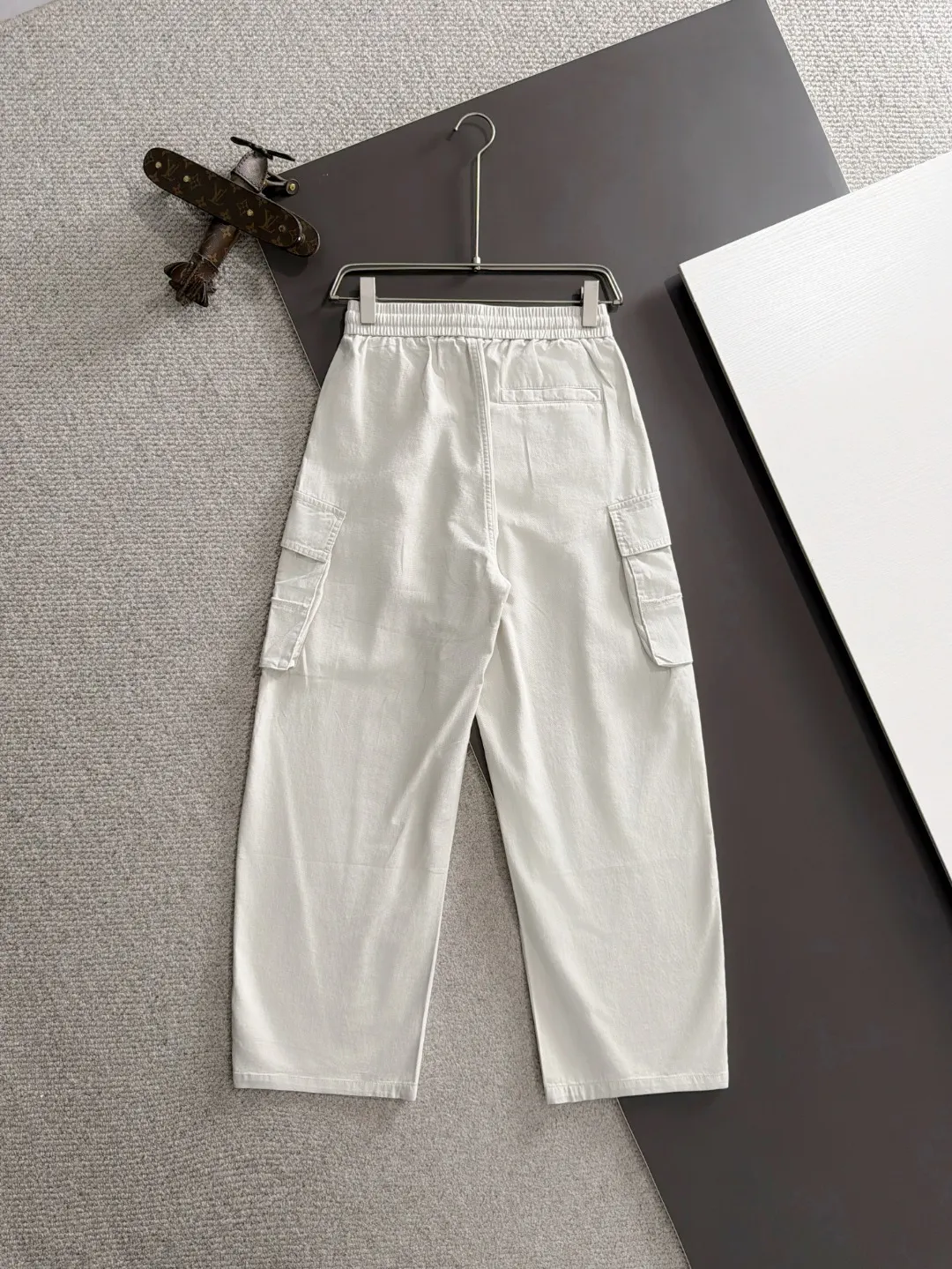 Burberry 2026 Spring Summer Pants Loose Casual Image 9 Burberry 2026 Spring Summer Pants Loose Casual Image 9