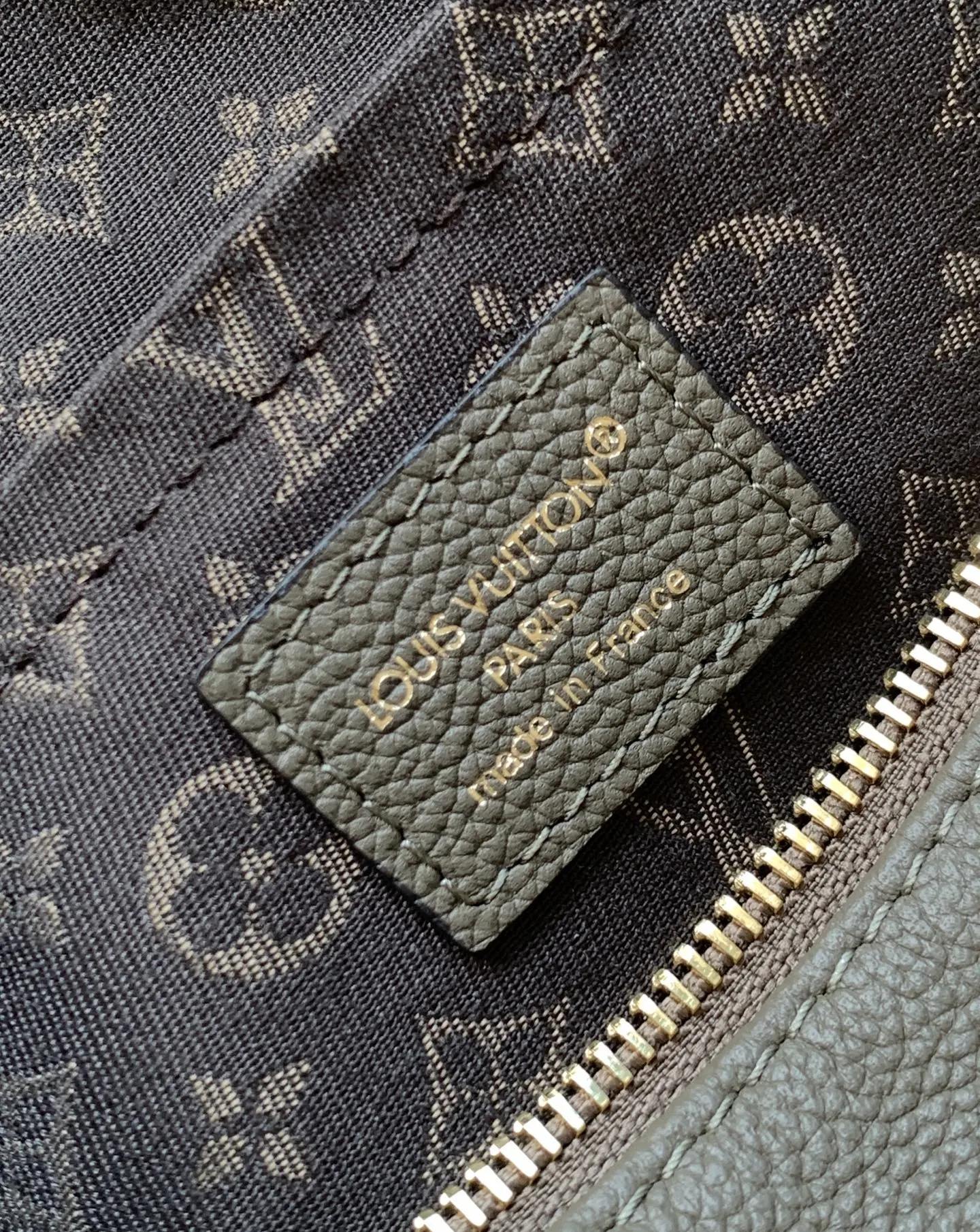 Louis Vuitton Black Gray Fashion Item Travel Leather