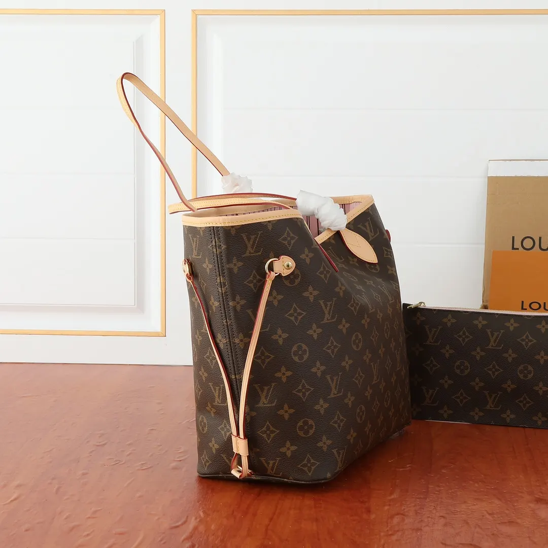 LV Neverfull 帆布 手拿包 精致手拿款